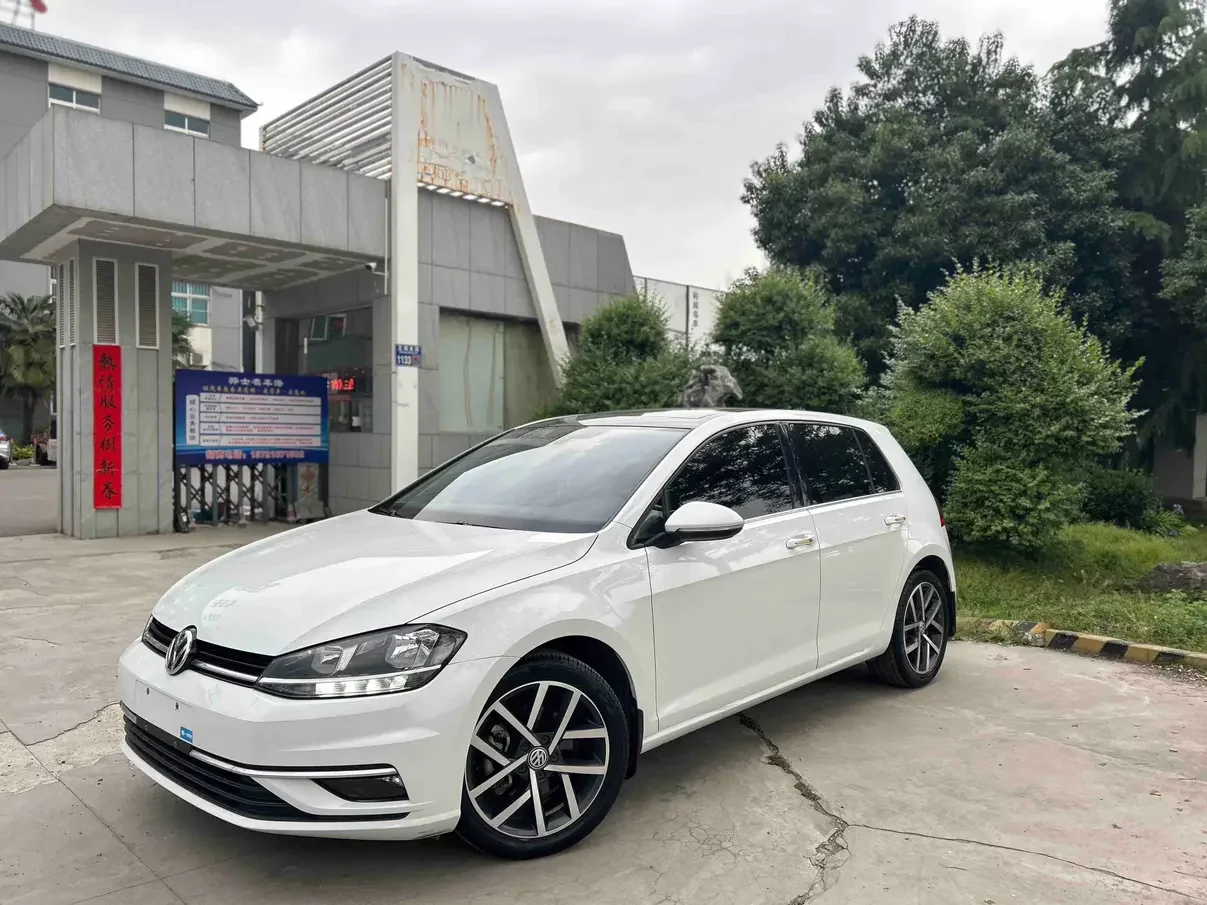 Volkswagen golf