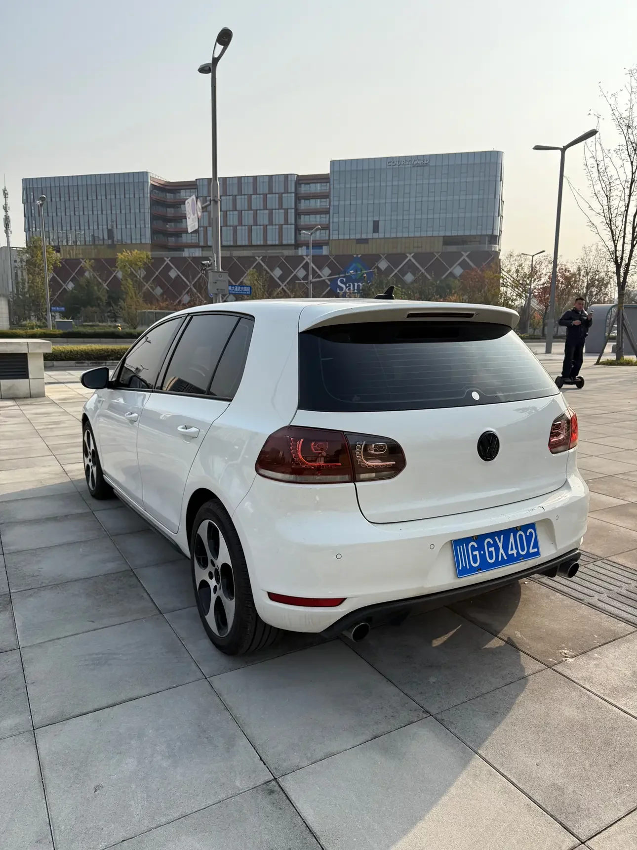 Volkswagen Golf GTI