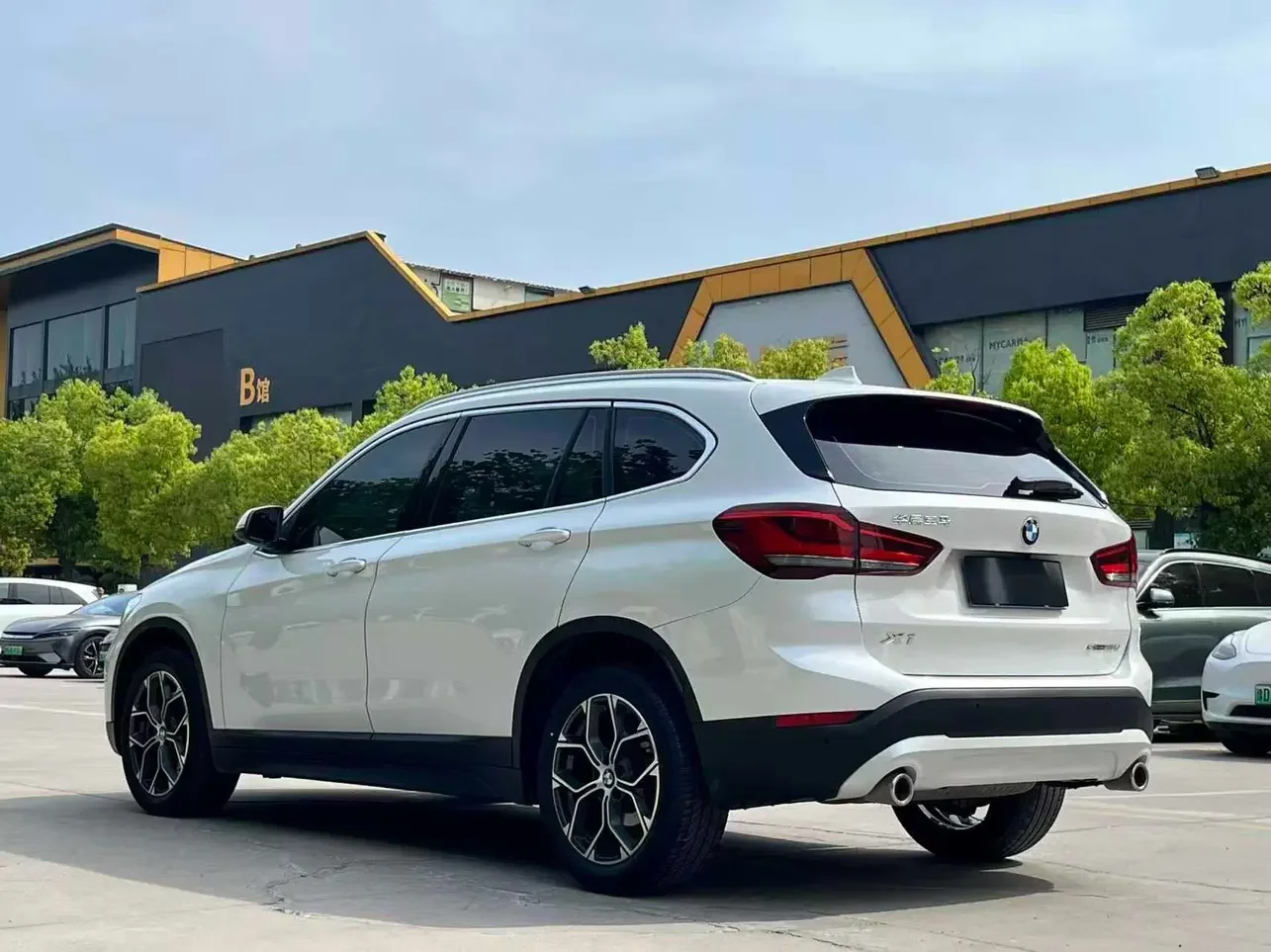 BMW X1