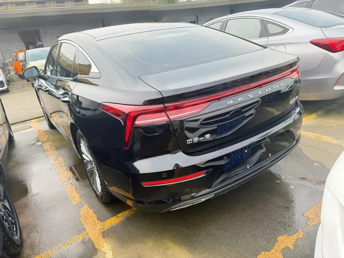 FAW Bestune B70