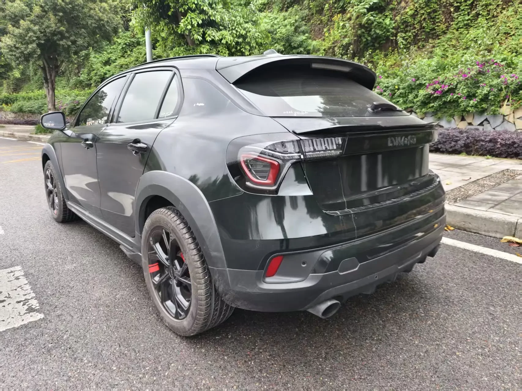 Lynk & Co 02