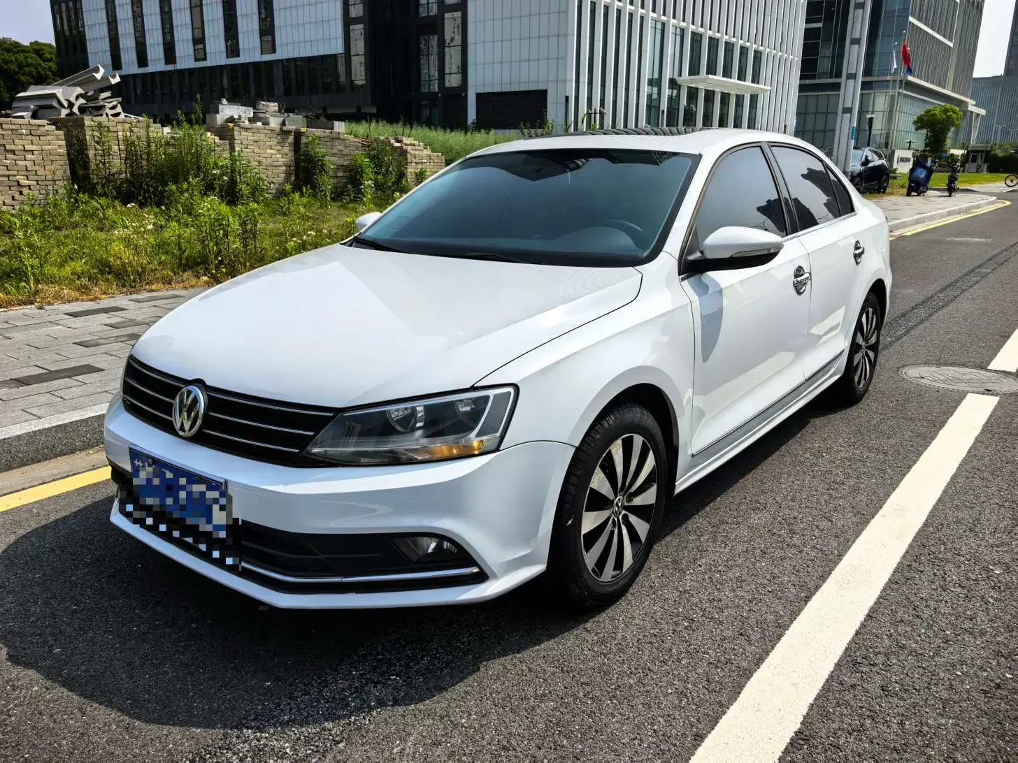 Volkswagen Sagitar