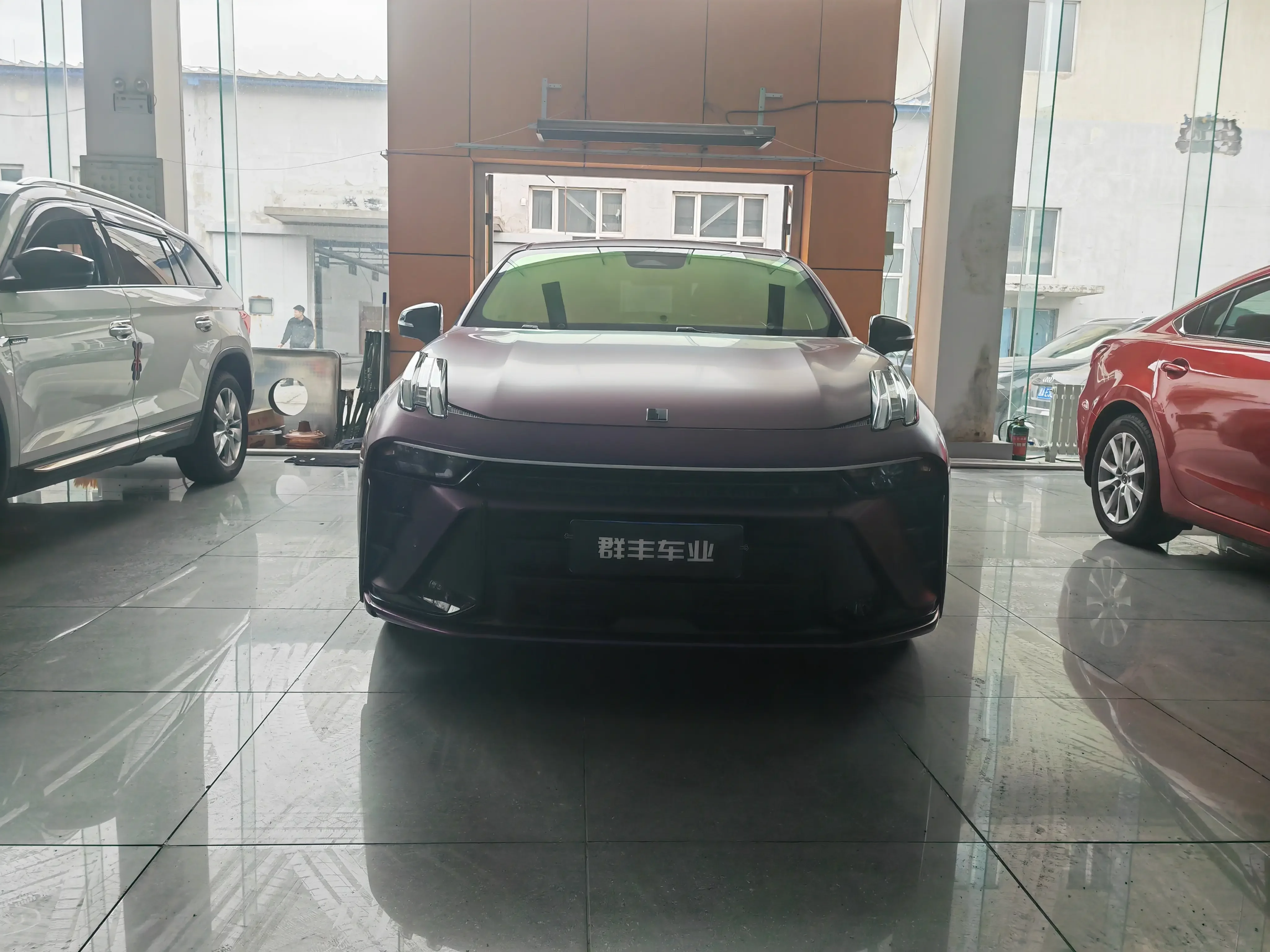 Lynk & Co 03