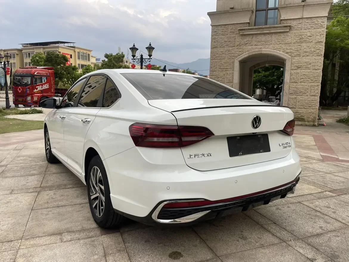 Volkswagen Lavida