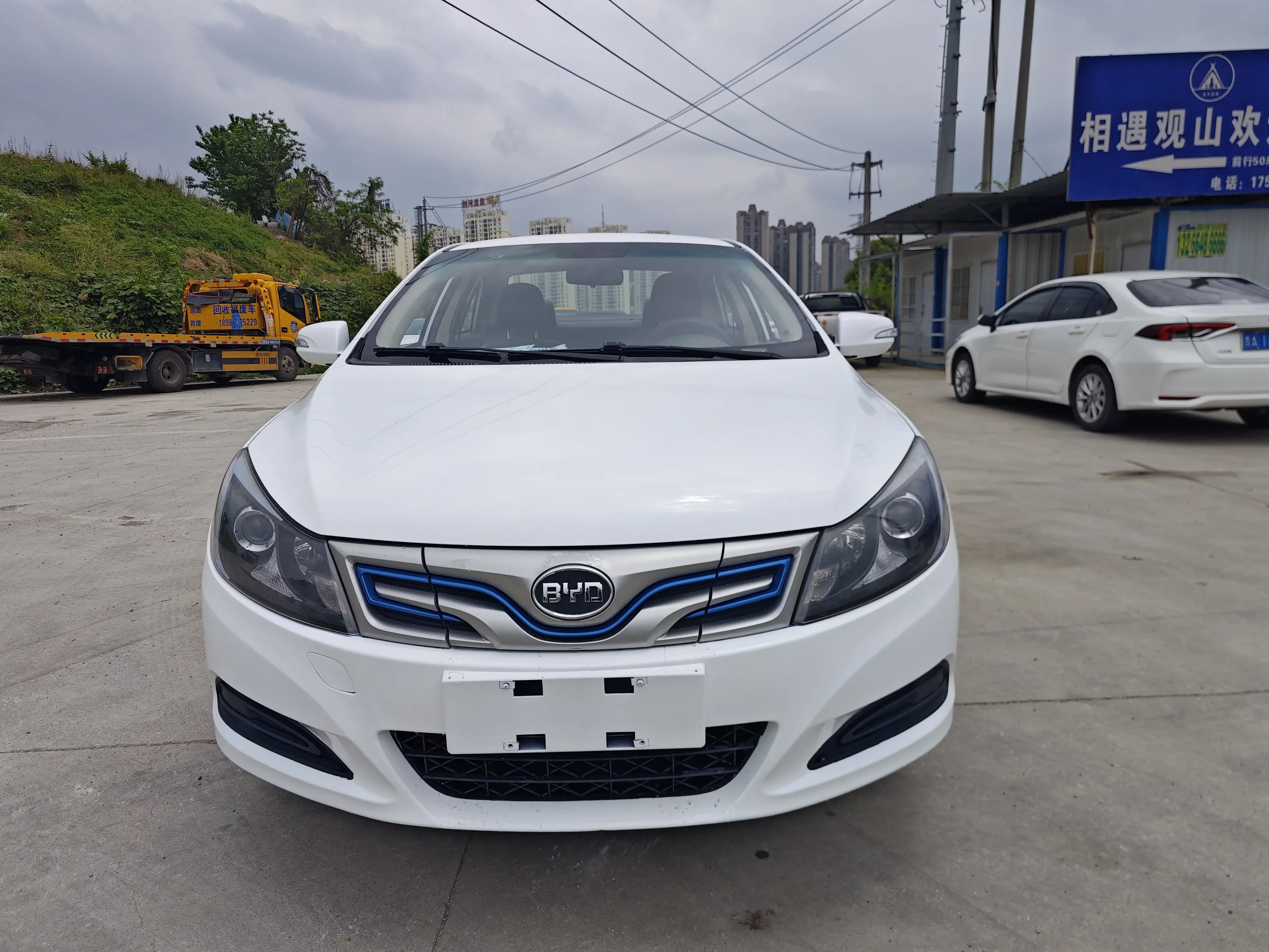 BYD e5