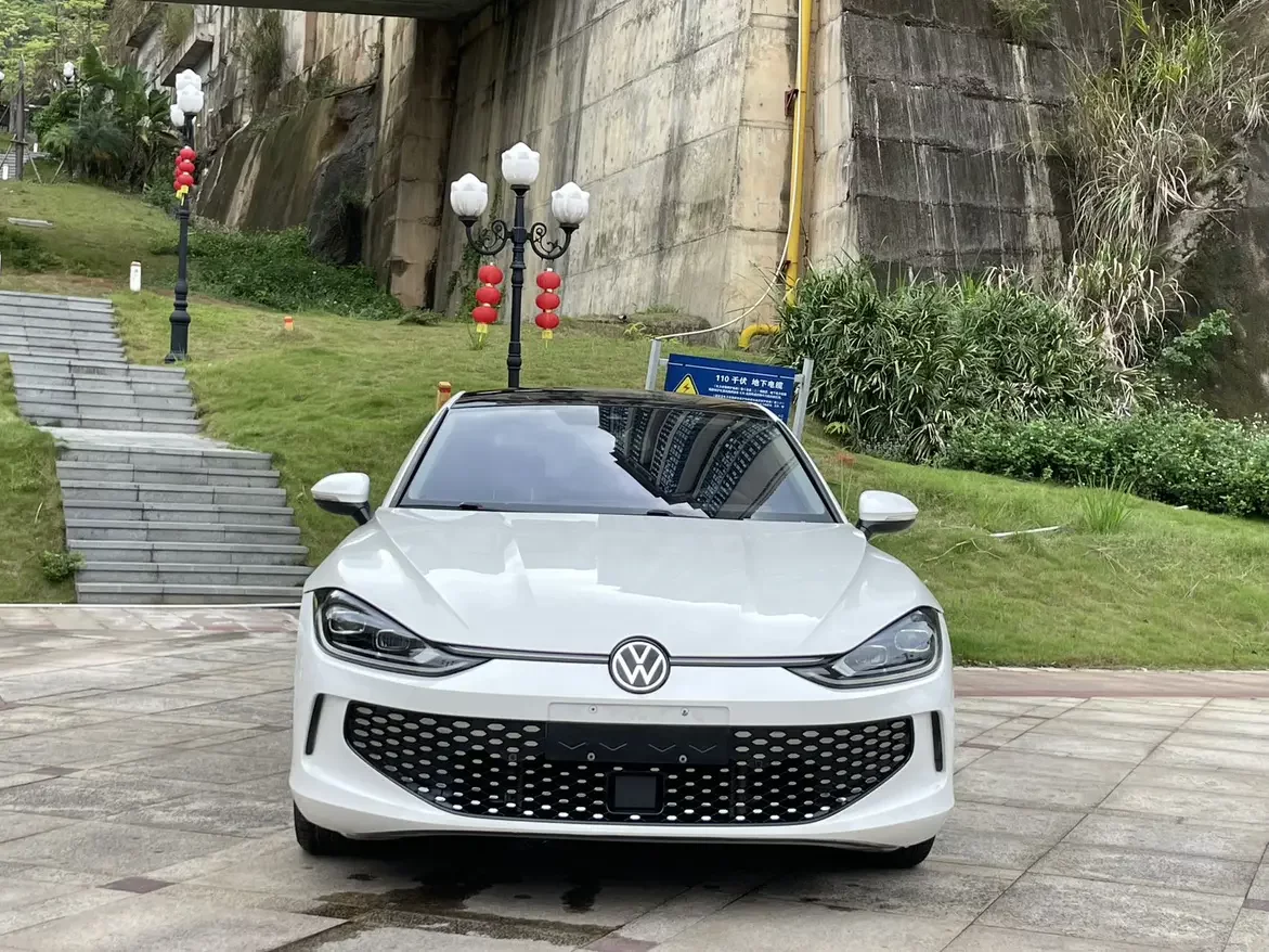 Volkswagen Lamando