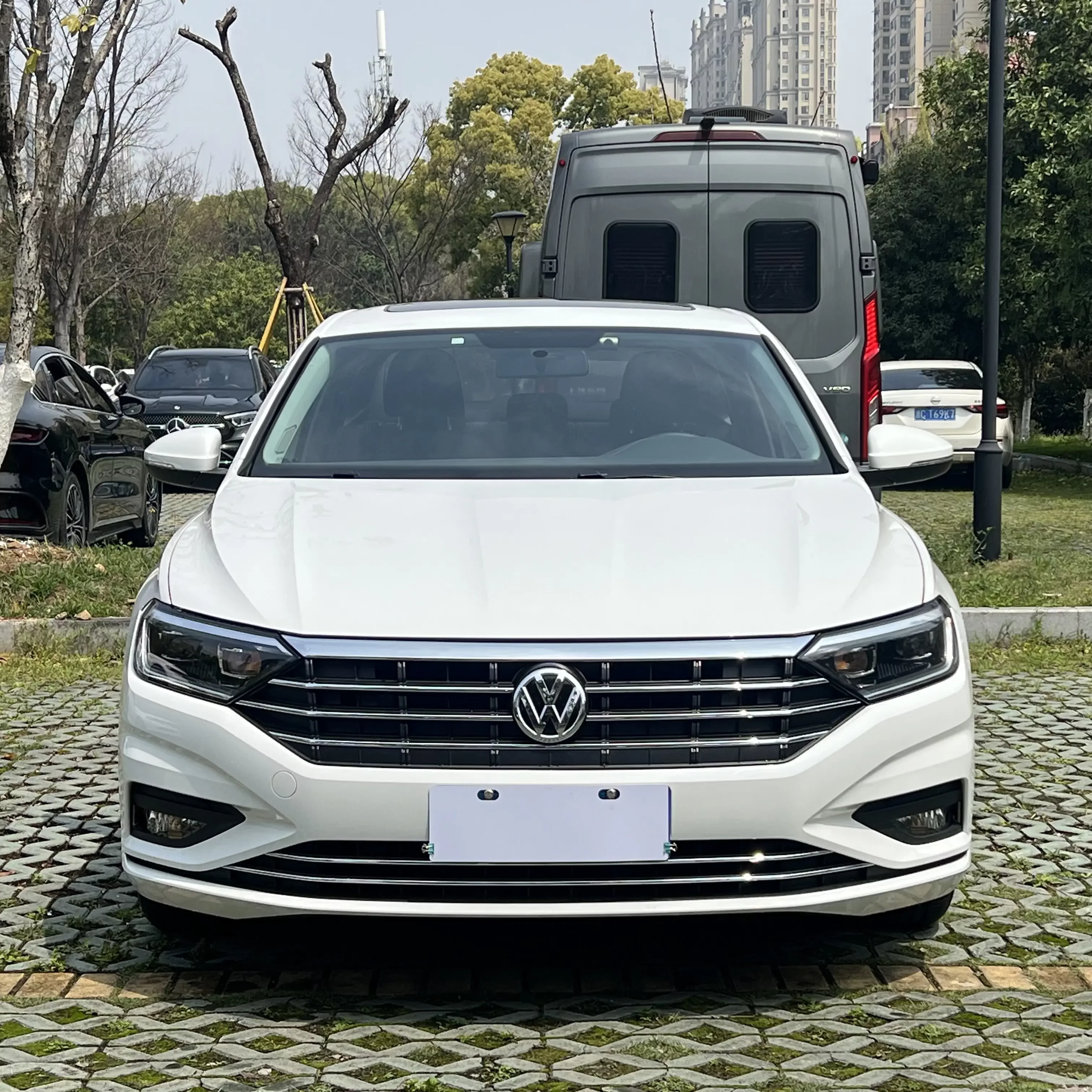 Volkswagen Sagitar