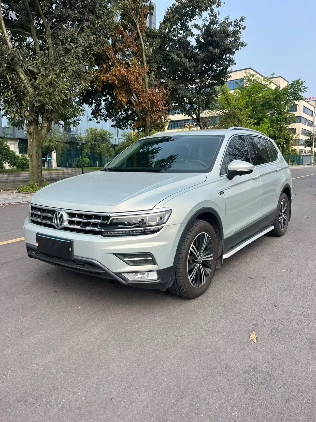 Volkswagen Tiguan L