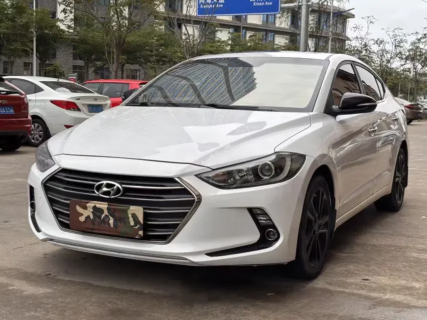 Hyundai lead