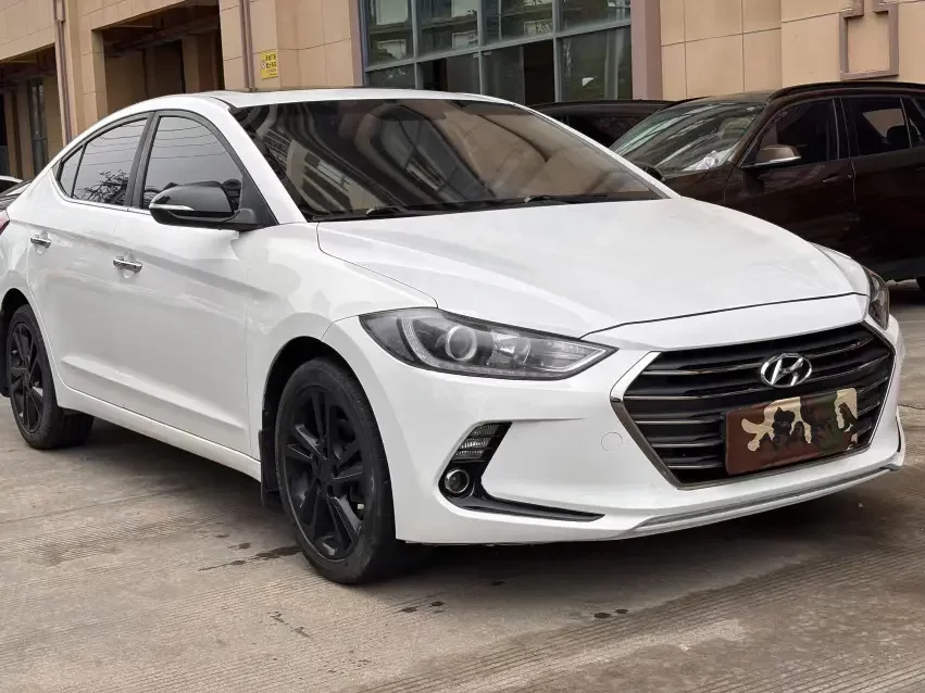 Hyundai lead