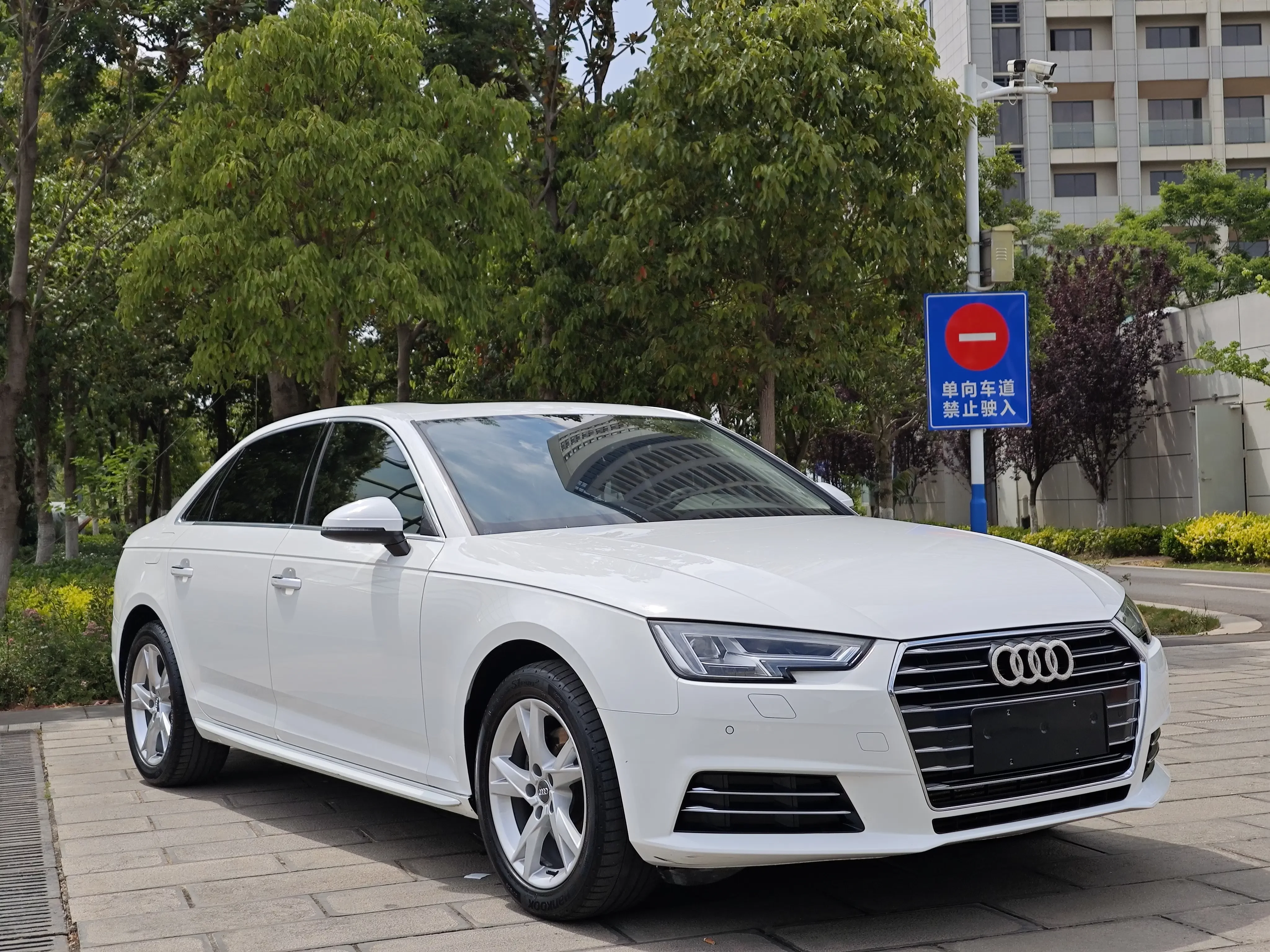 Audi A4L