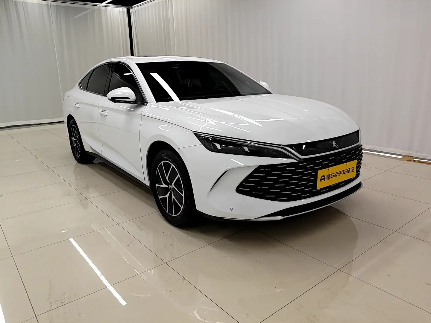 BYD Qin L DM
