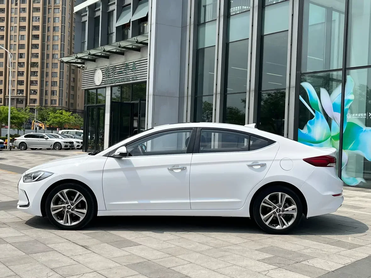 Hyundai lead