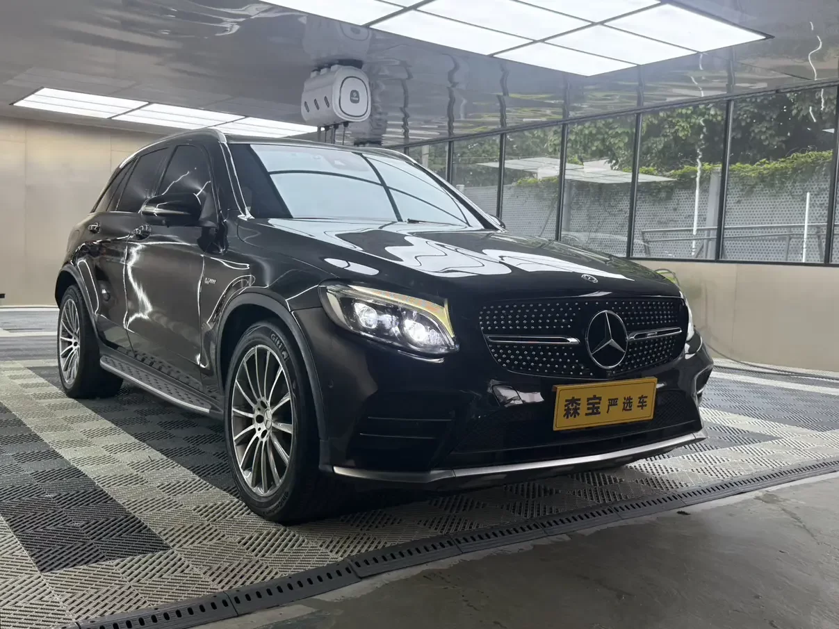 Mercedes-Benz GLC AMG