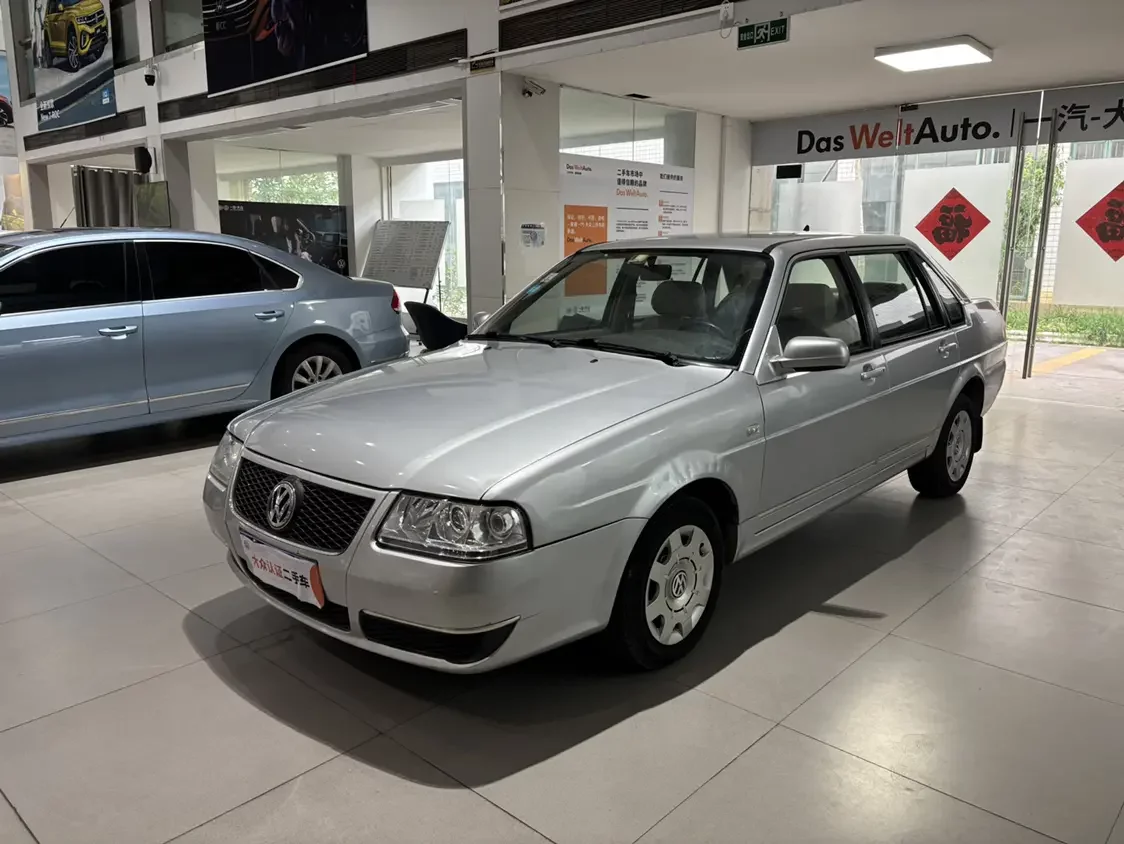 Volkswagen Santana Zhijun  из Китая