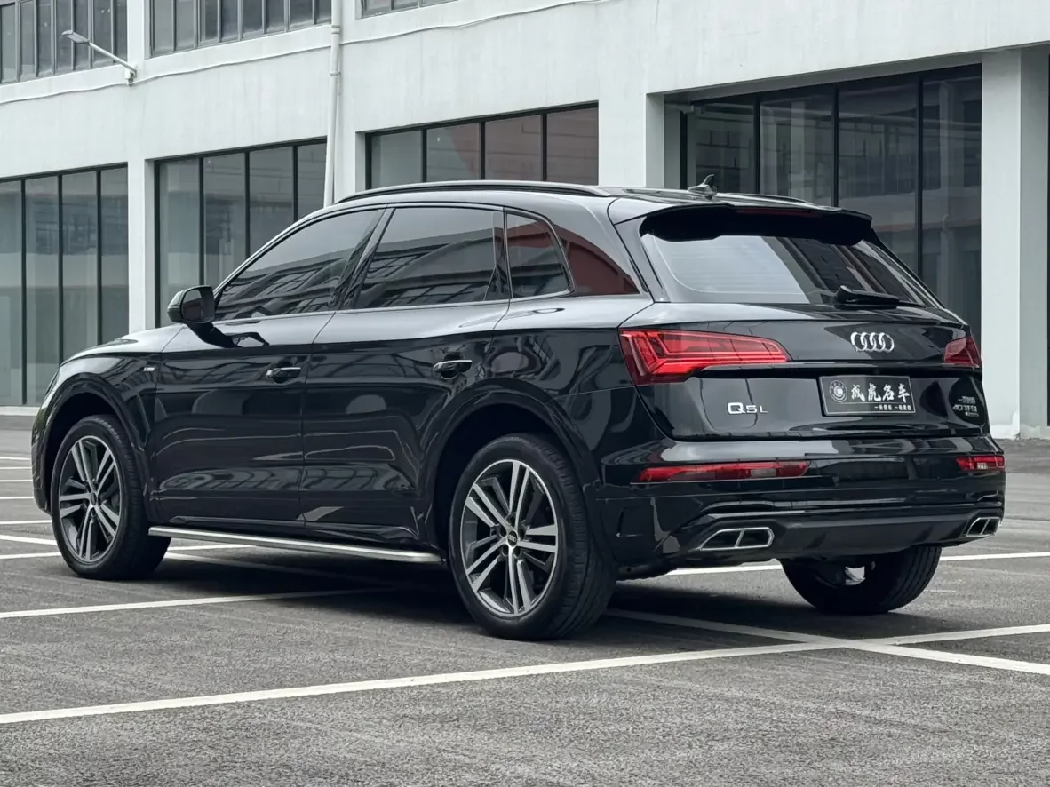 Audi Q5L Sportback