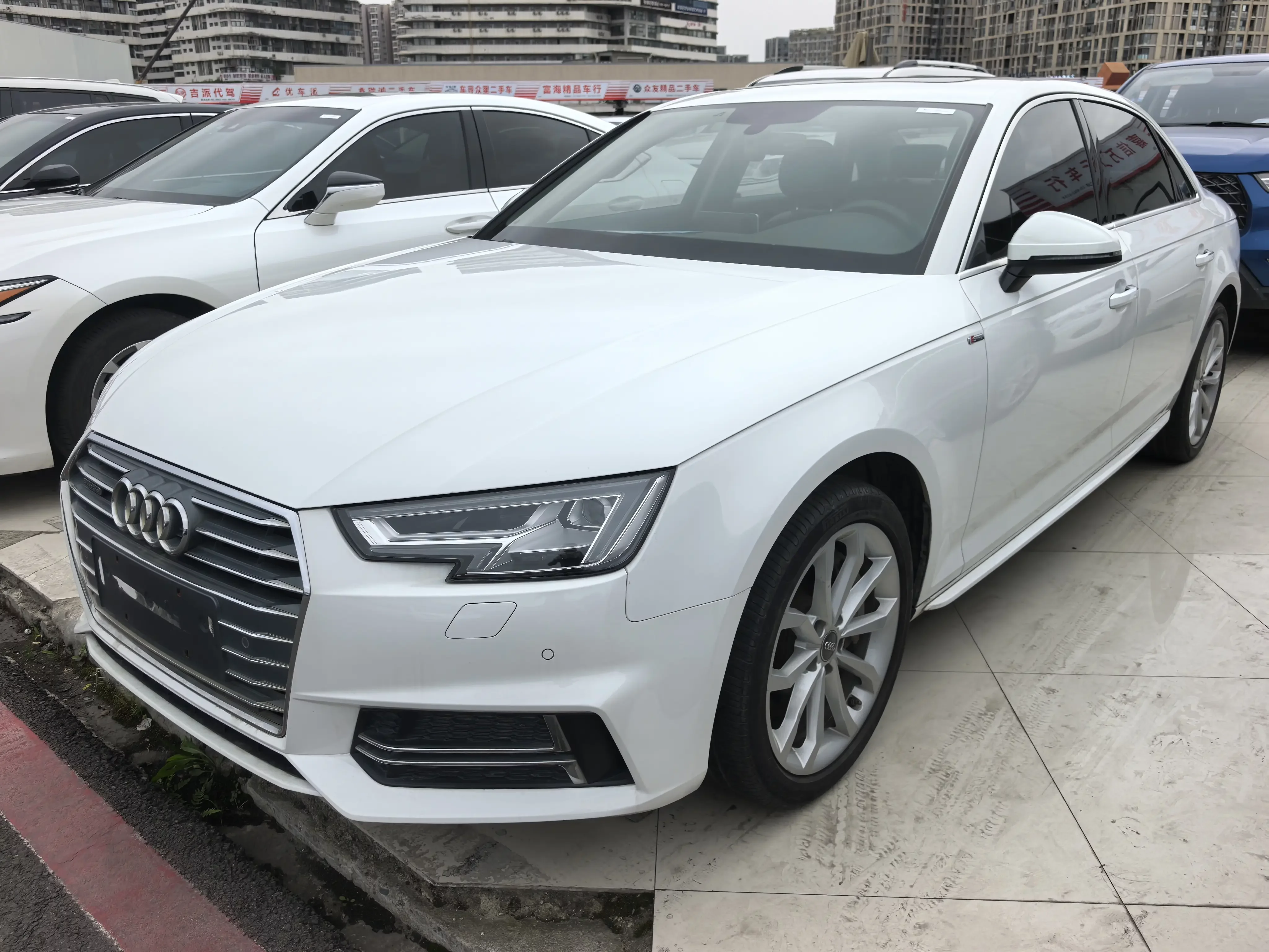 Audi A4L
