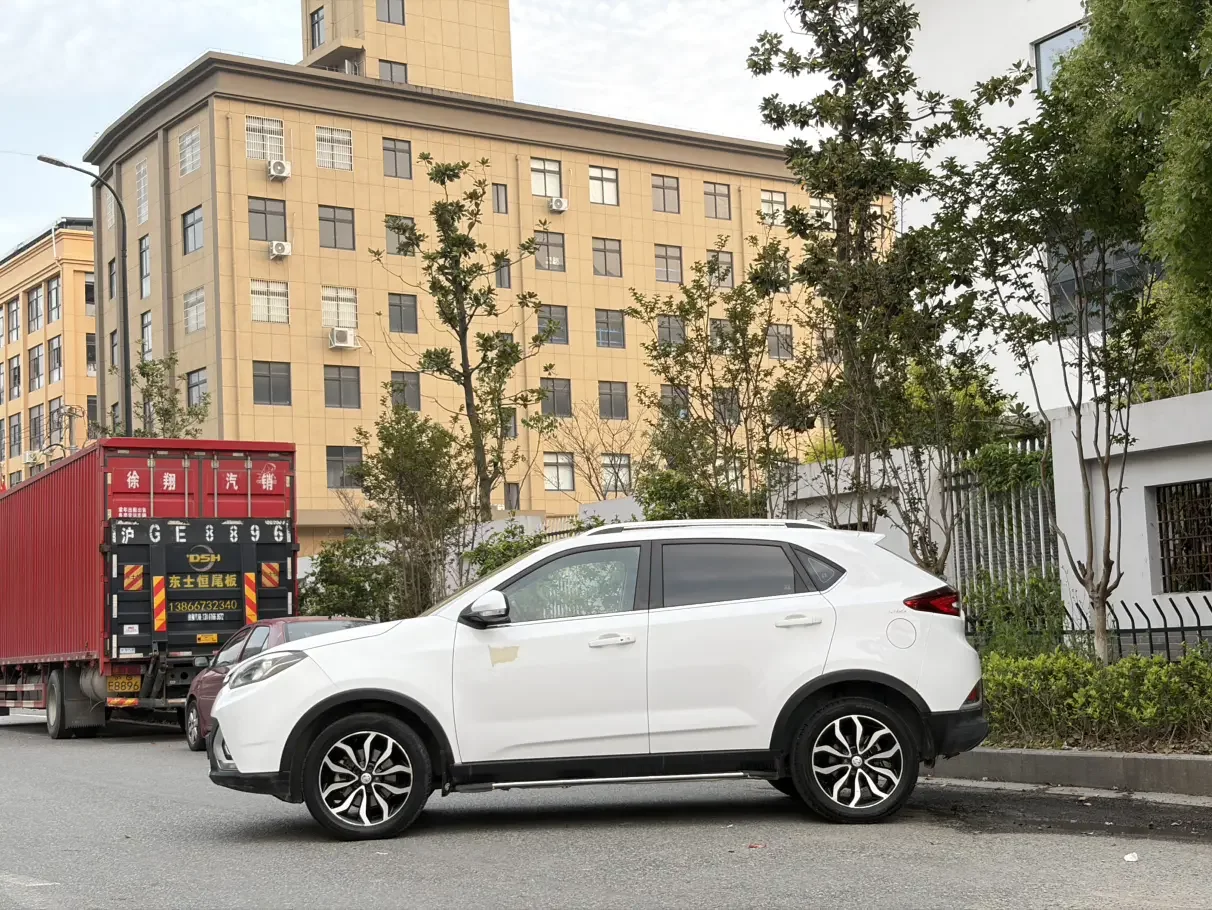 MG Ruiteng