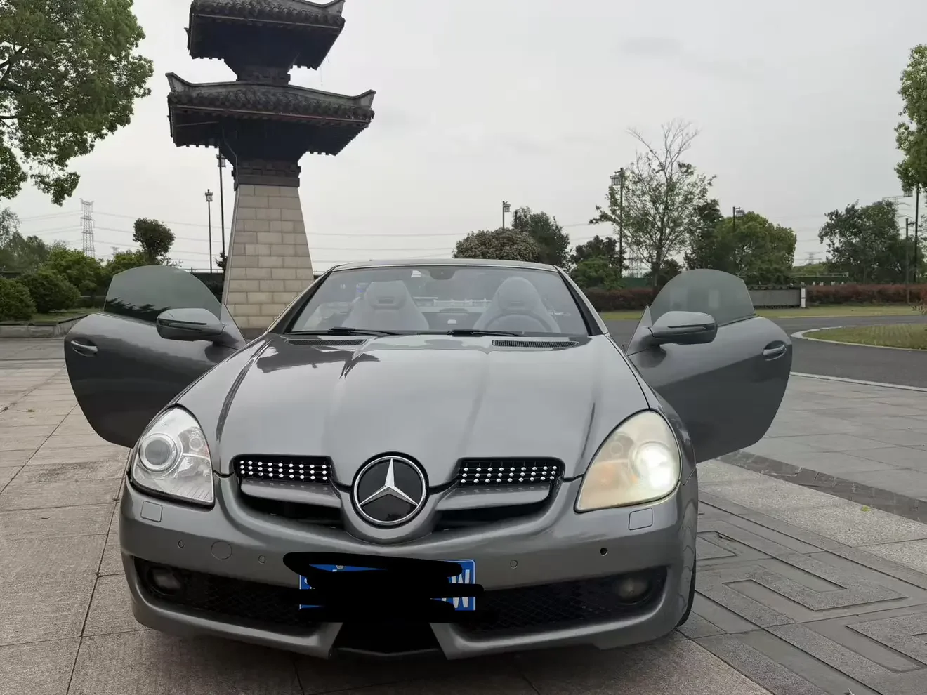 Mercedes-Benz SLK Class