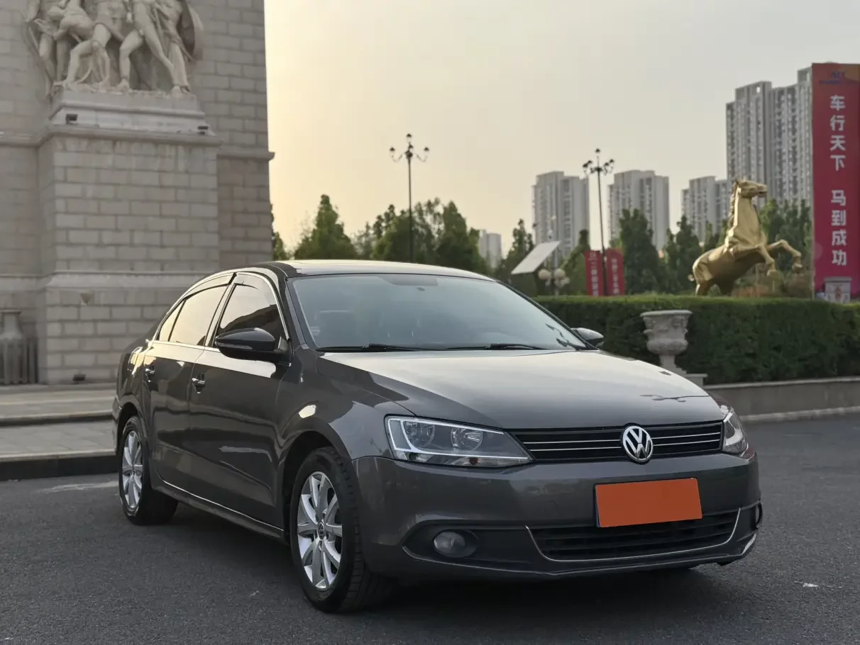 Volkswagen Sagitar