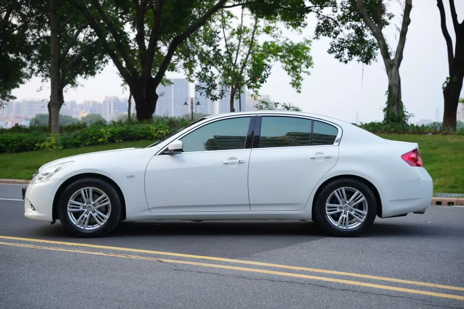 Infiniti G Series