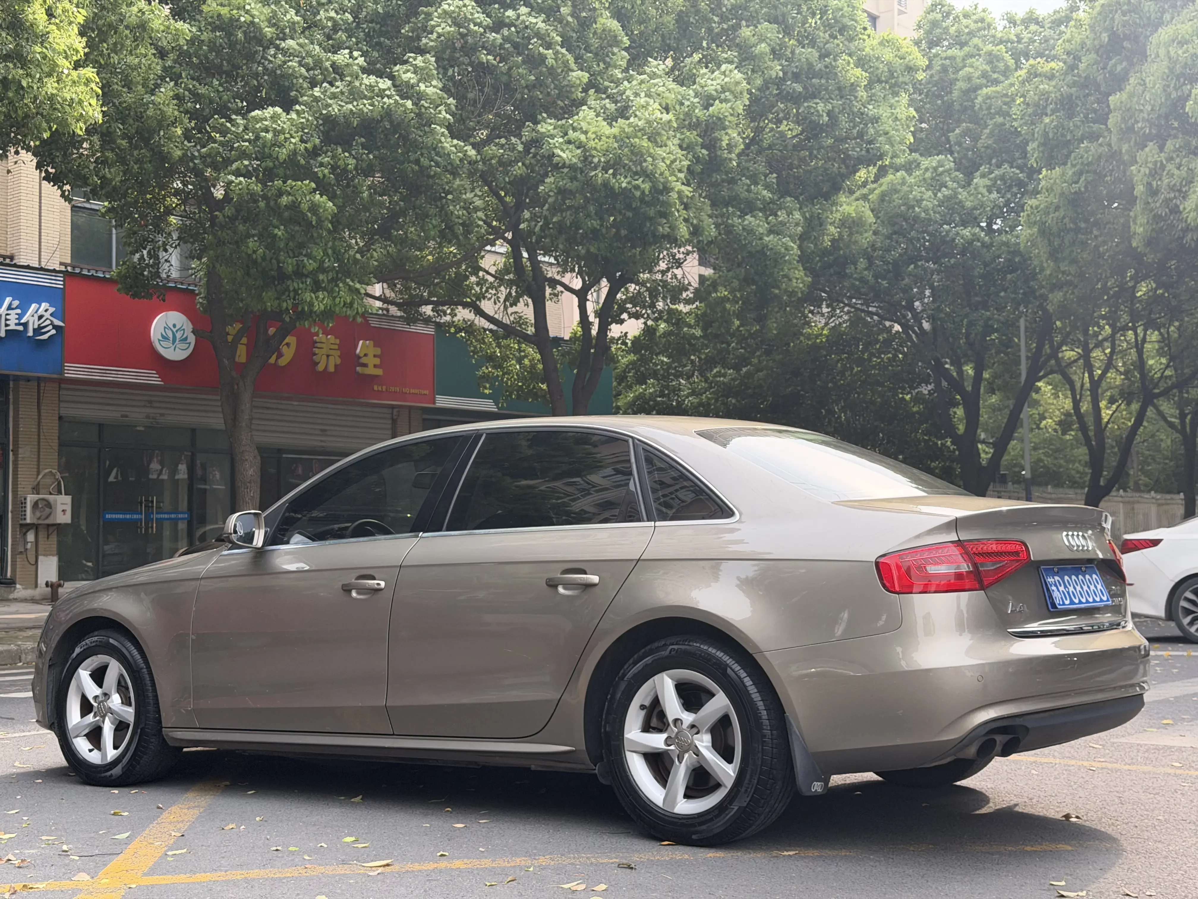 Audi A4L