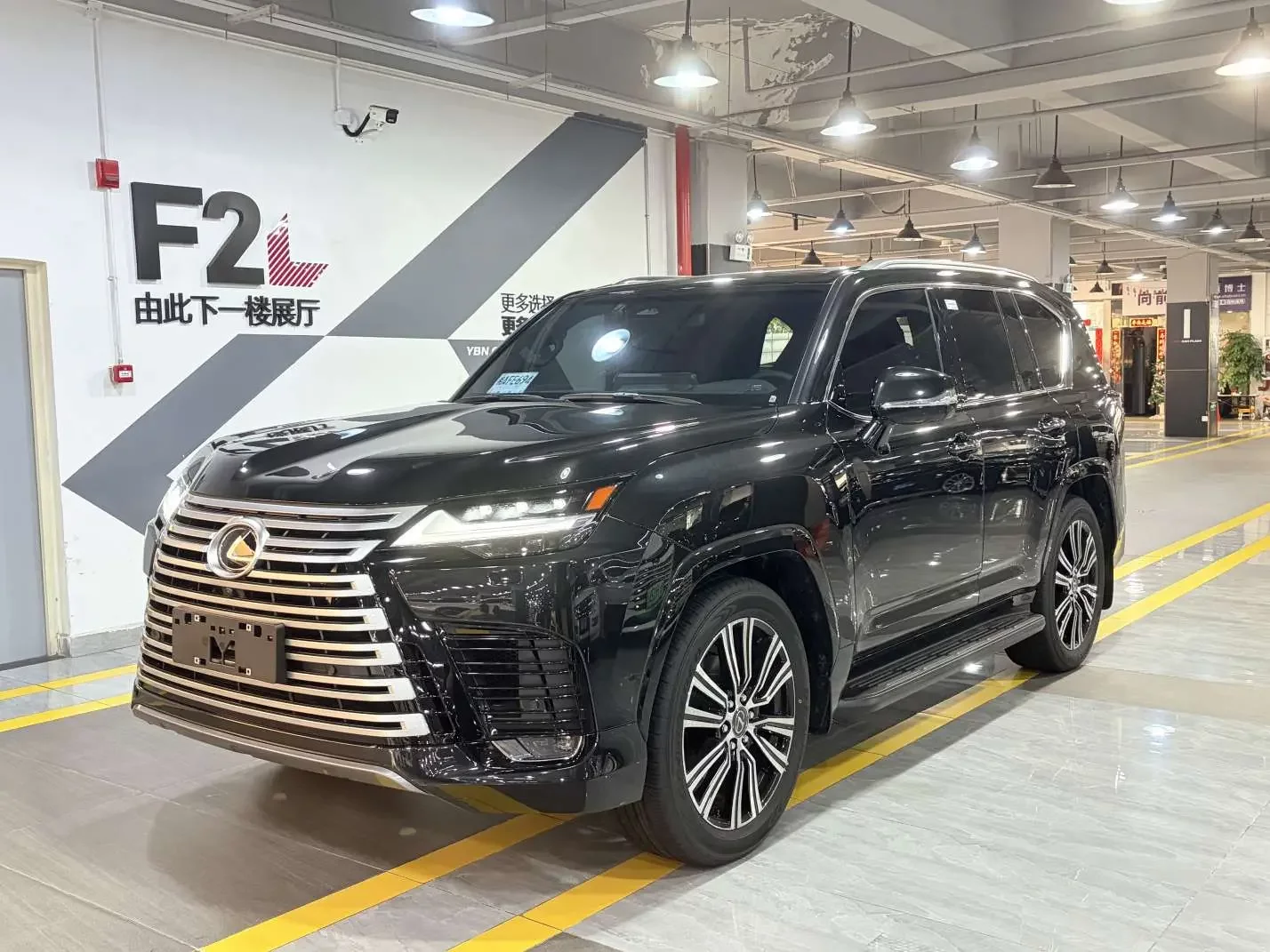 Lexus LX