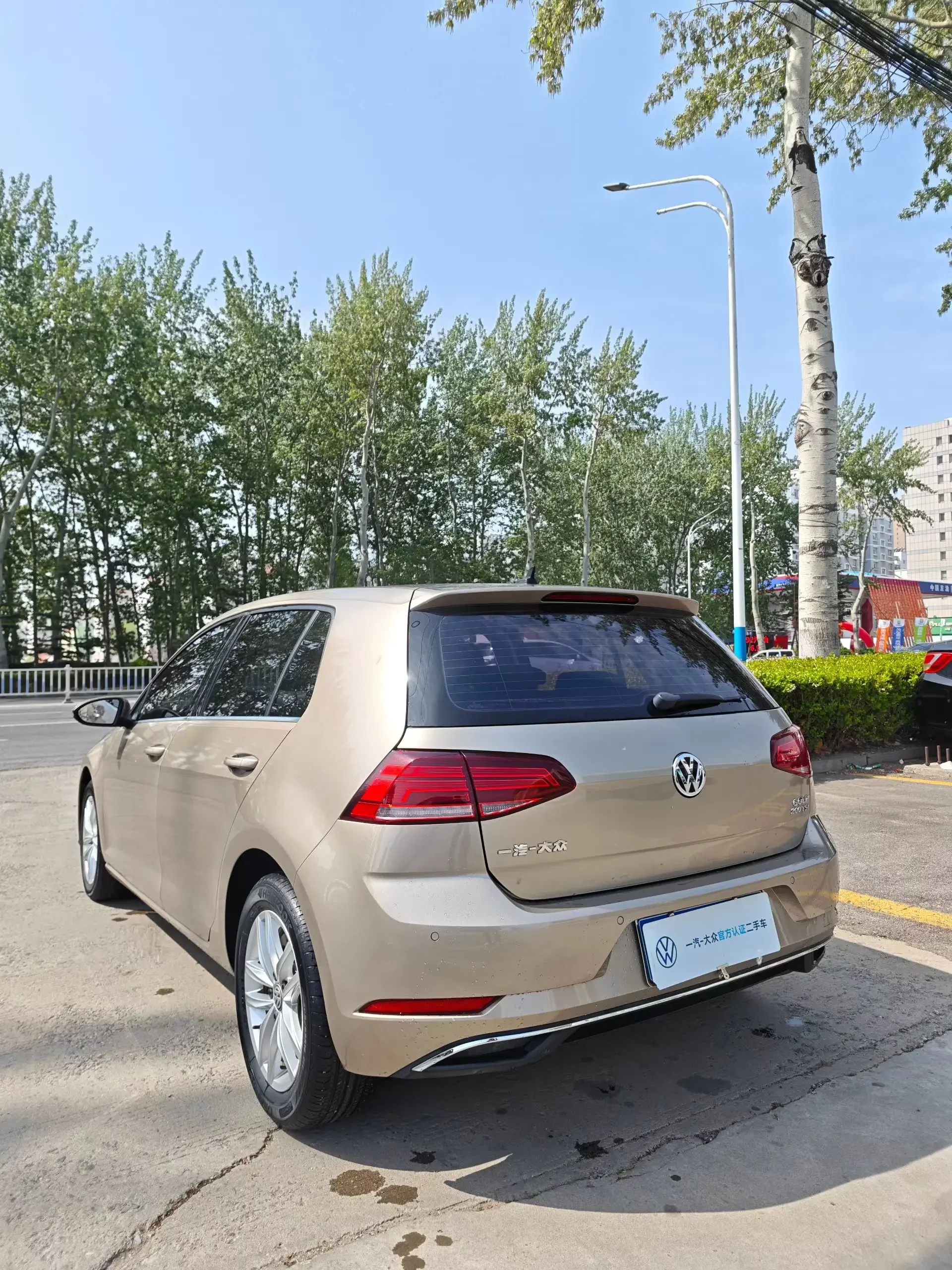 Volkswagen golf