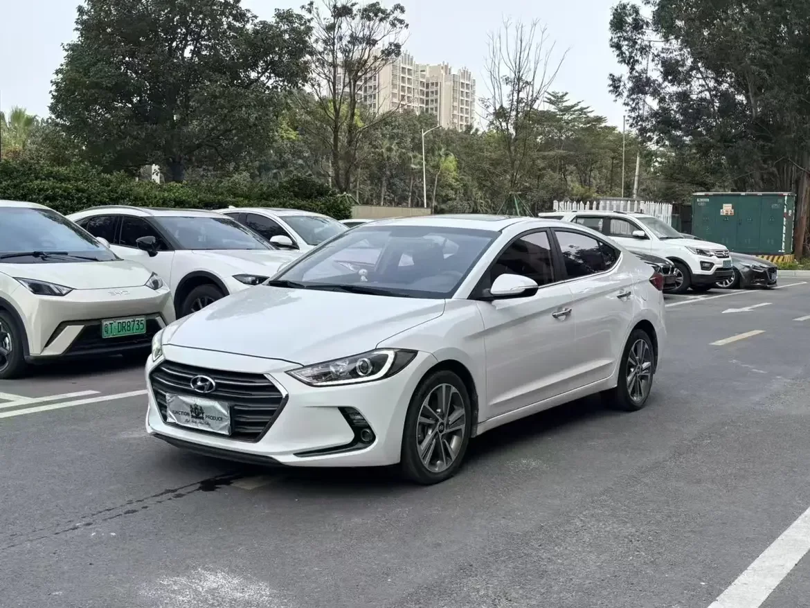 Hyundai lead