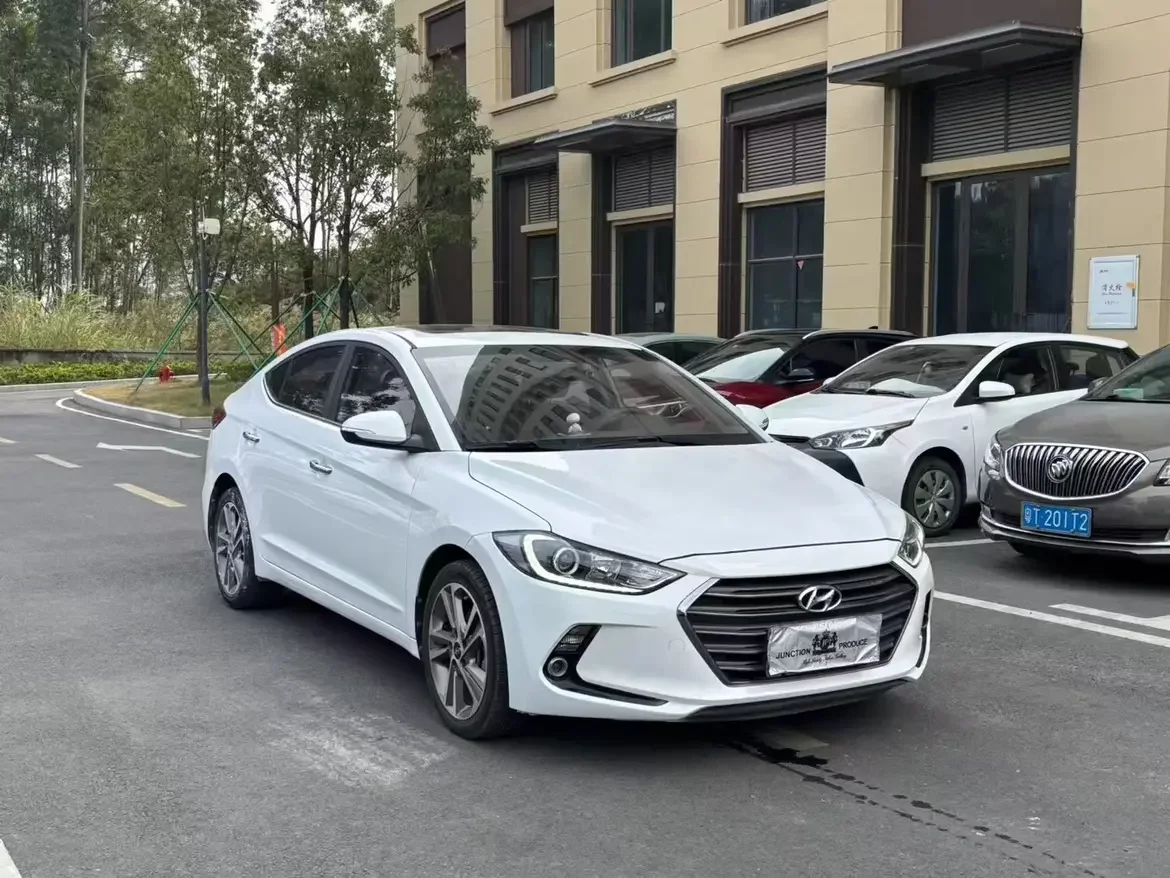 Hyundai lead