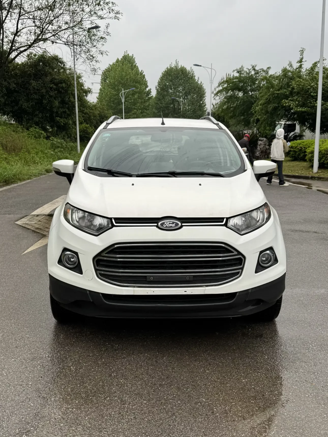 Ford Yibo