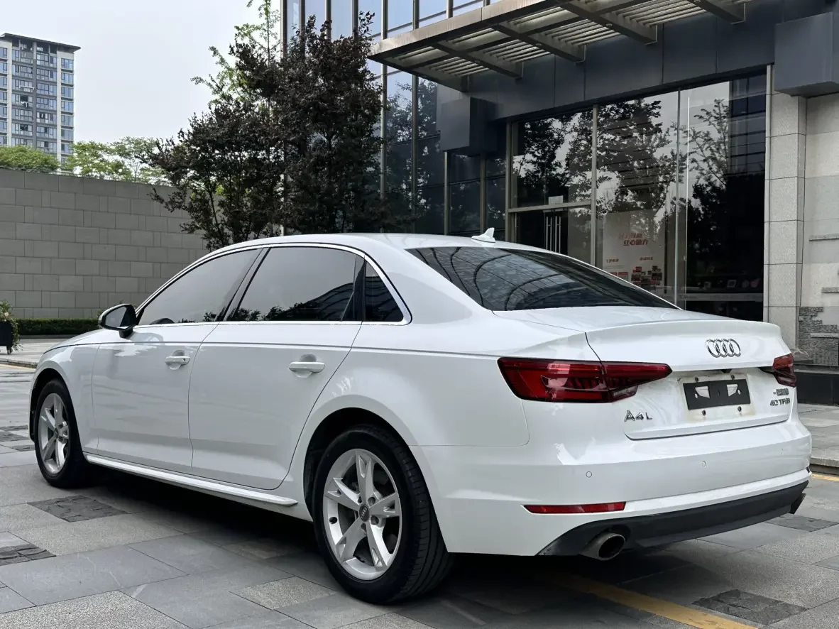 Audi A4L