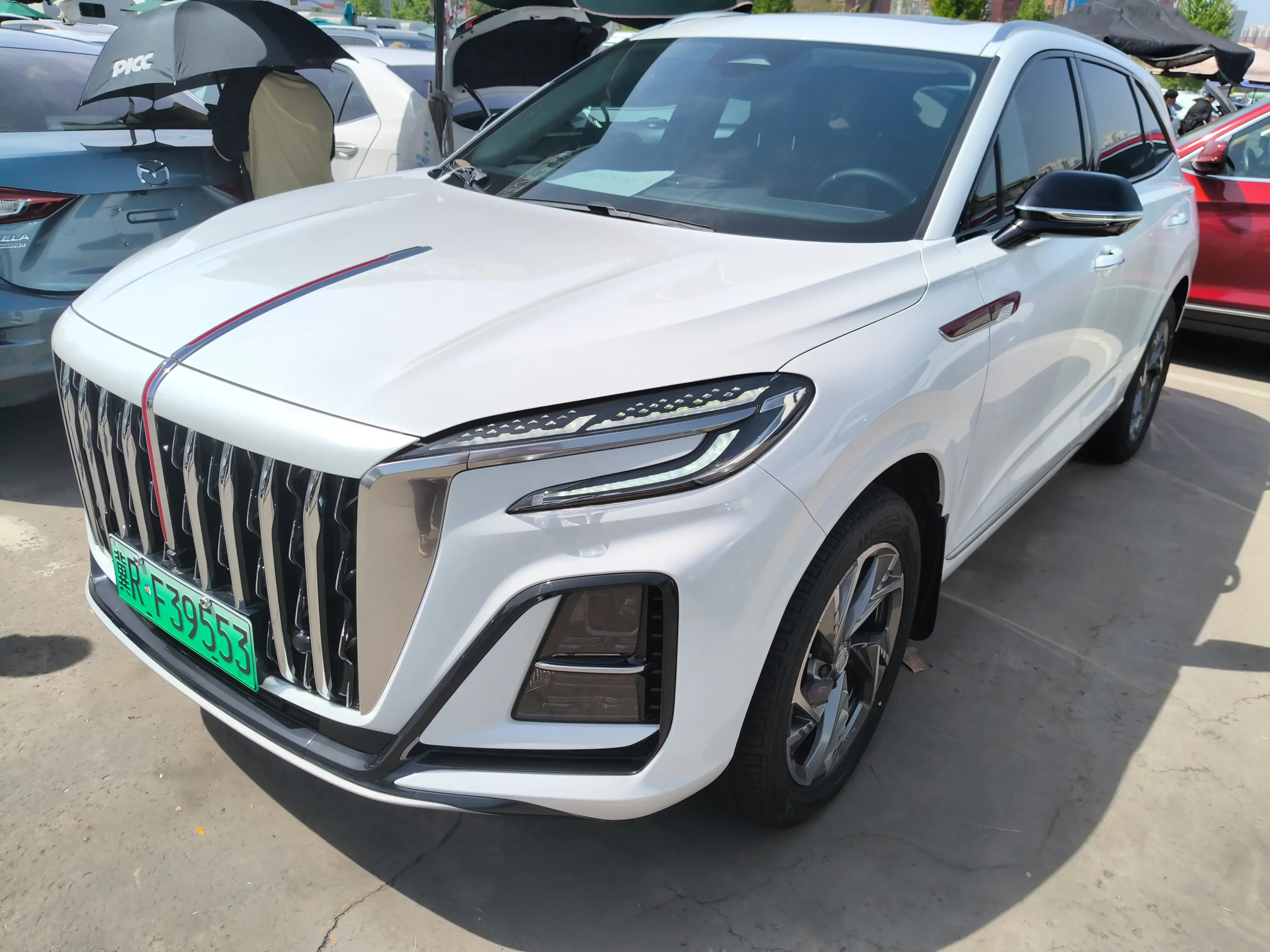Hongqi HS3 PHEV
