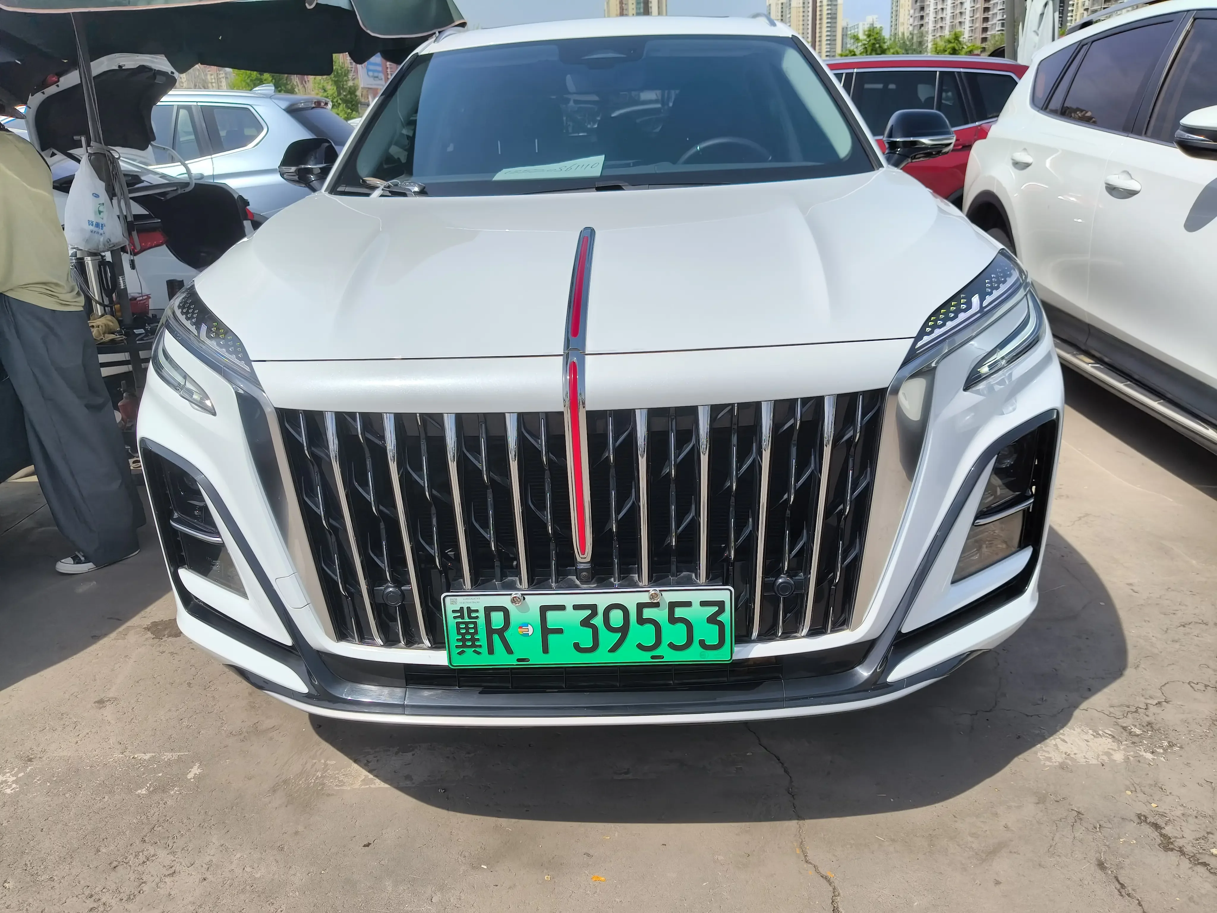 Hongqi HS3 PHEV