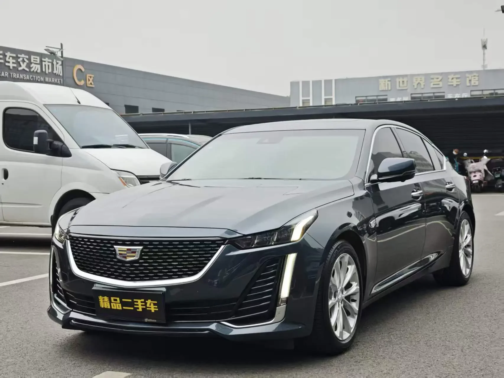 Cadillac CT5