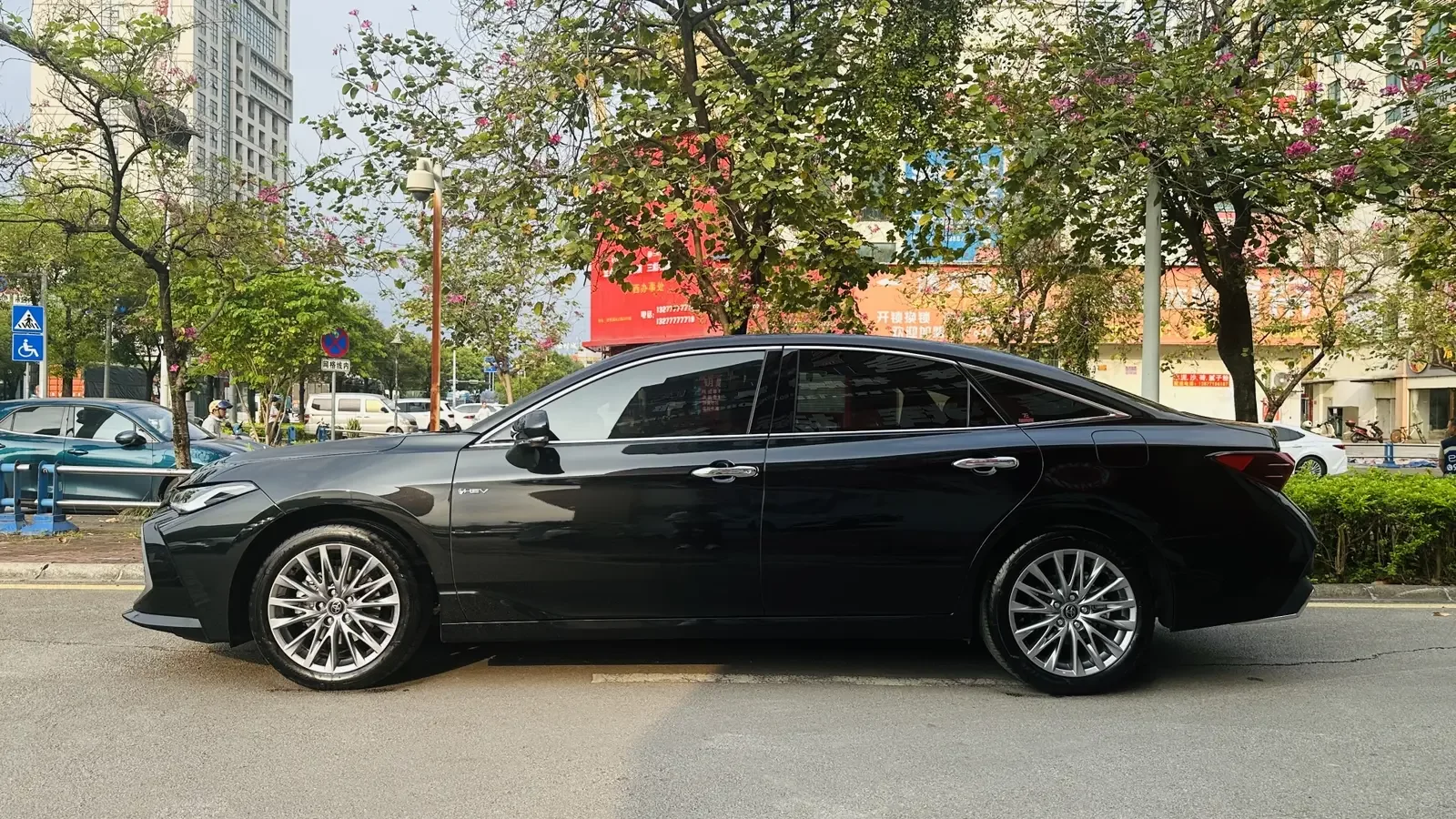 Toyota Avalon