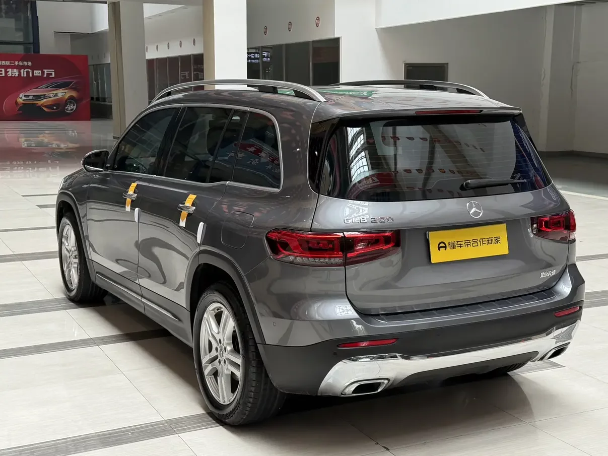 Mercedes-Benz GLB