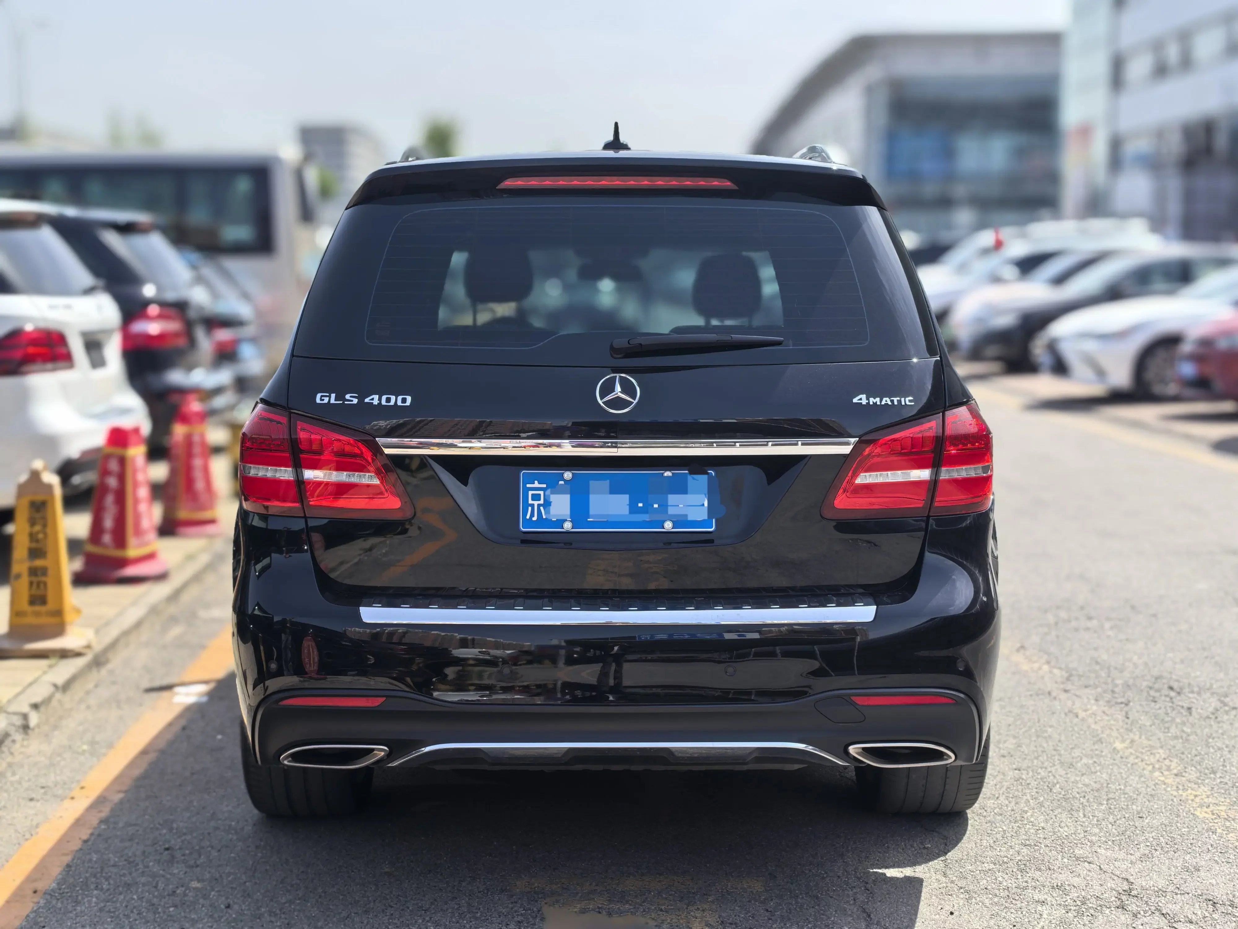 Mercedes-Benz GLS