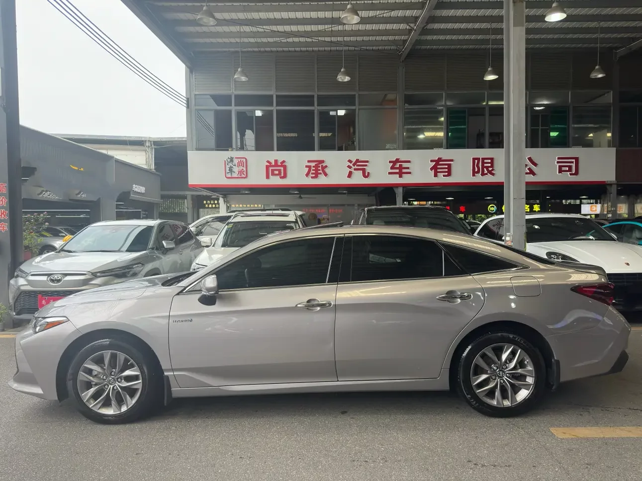 Toyota Avalon
