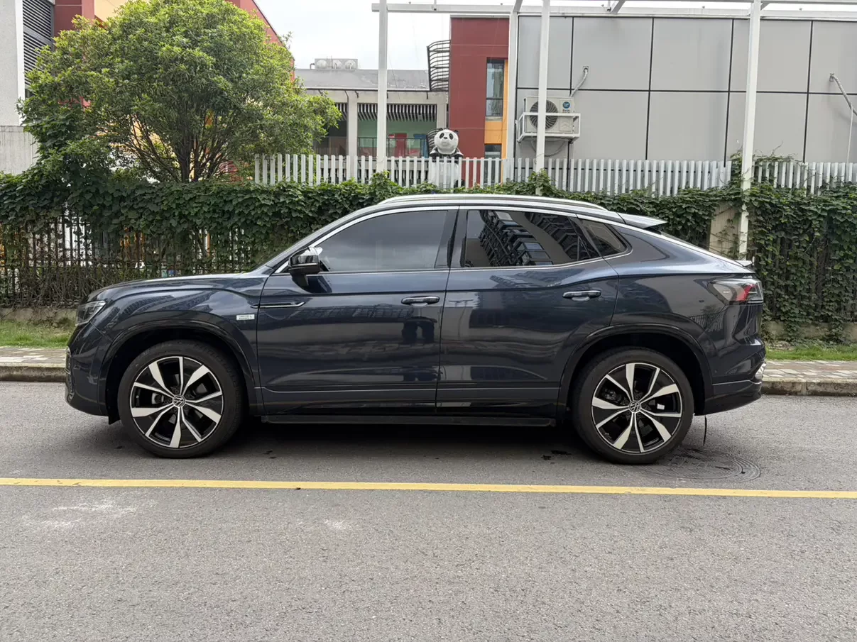 Volkswagen Tayron X