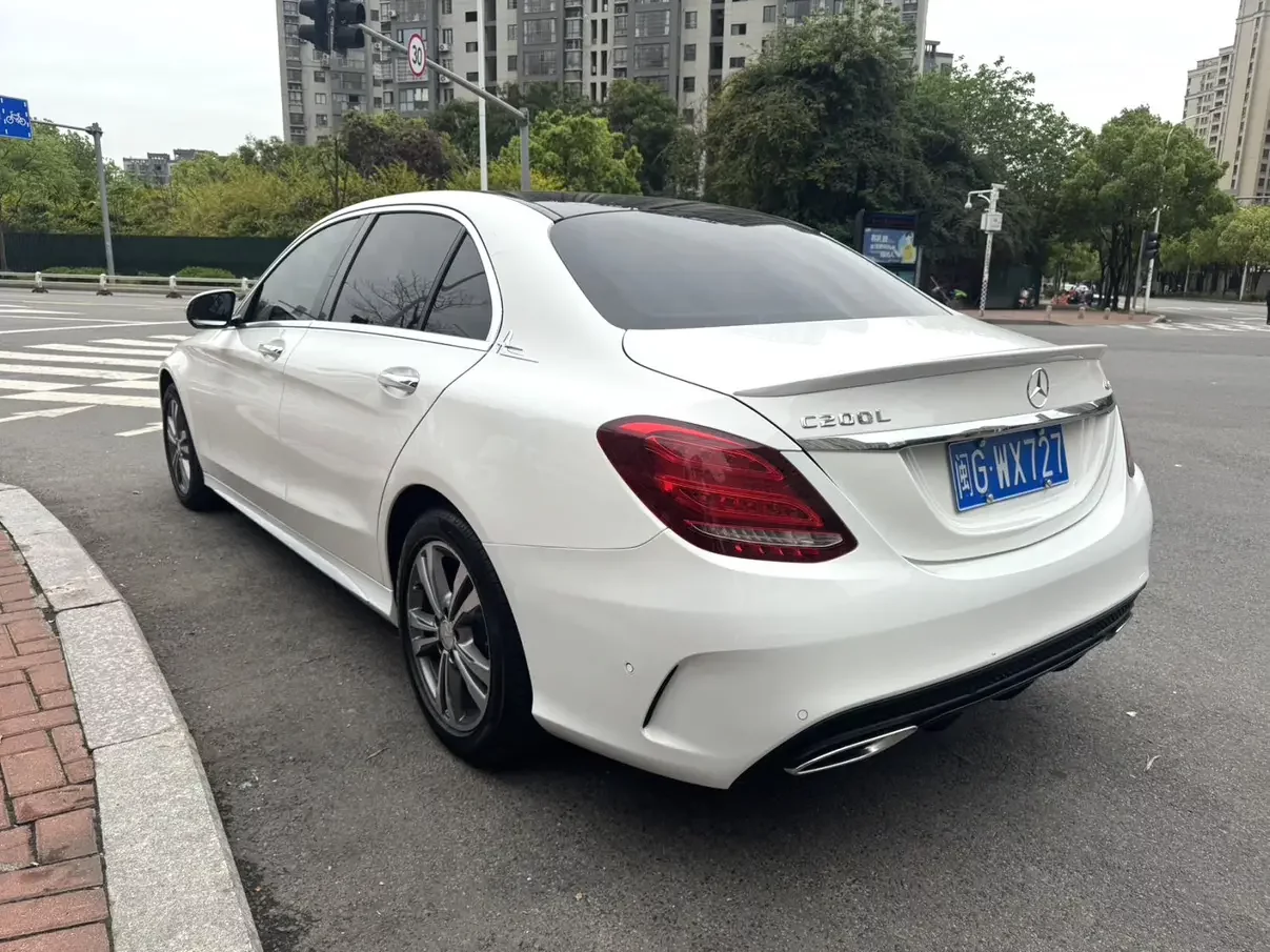 Mercedes-Benz C Class