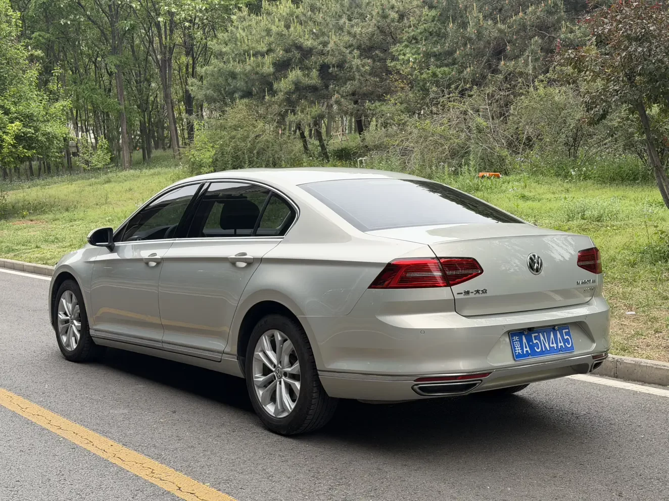 Volkswagen Magotan