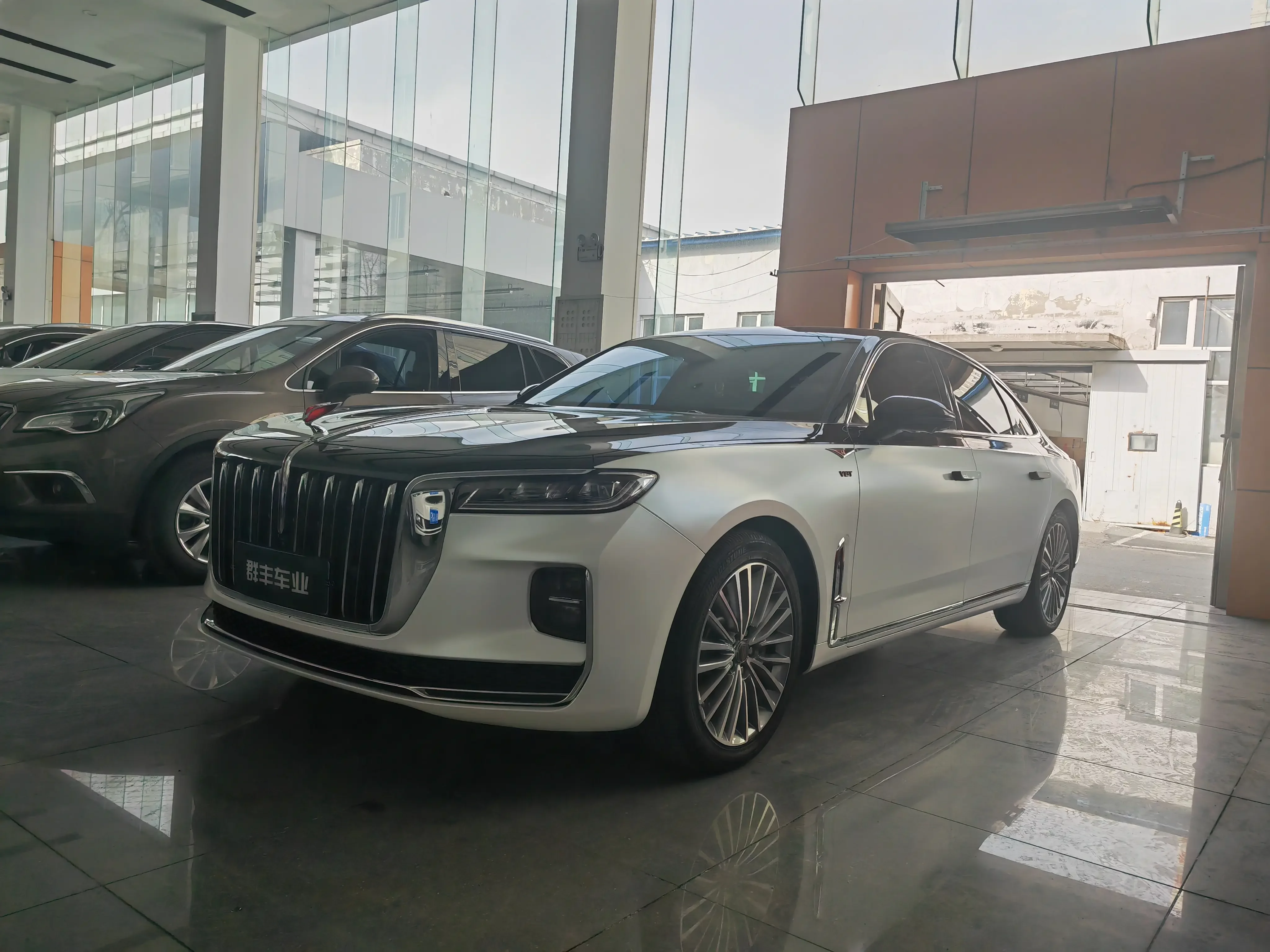Hongqi H9
