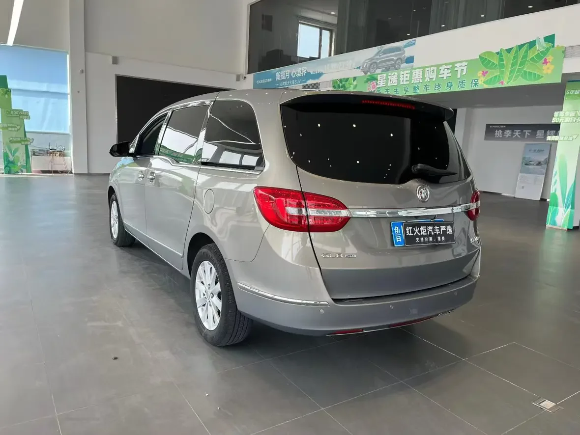 Buick GL8