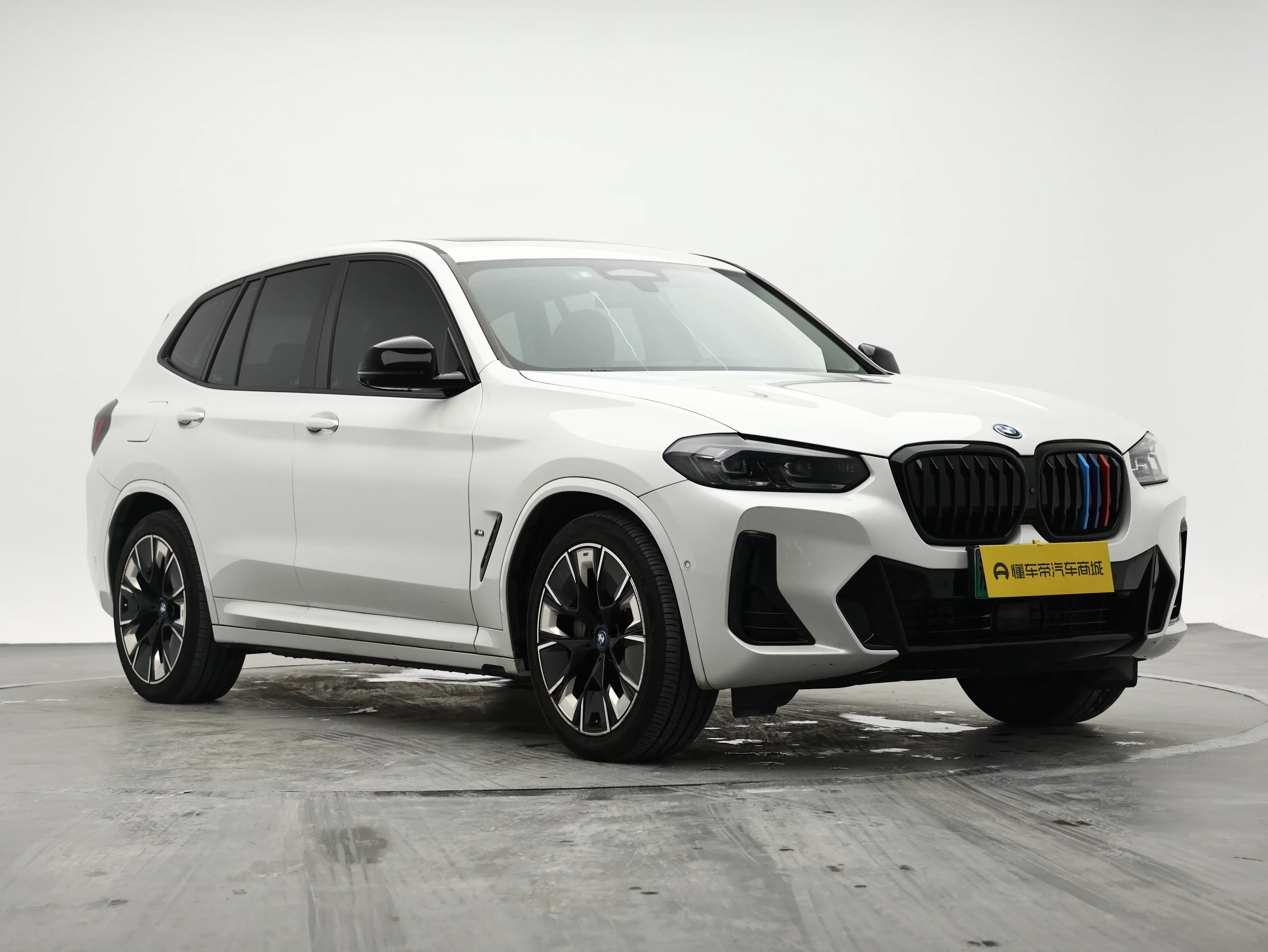 BMW iX3