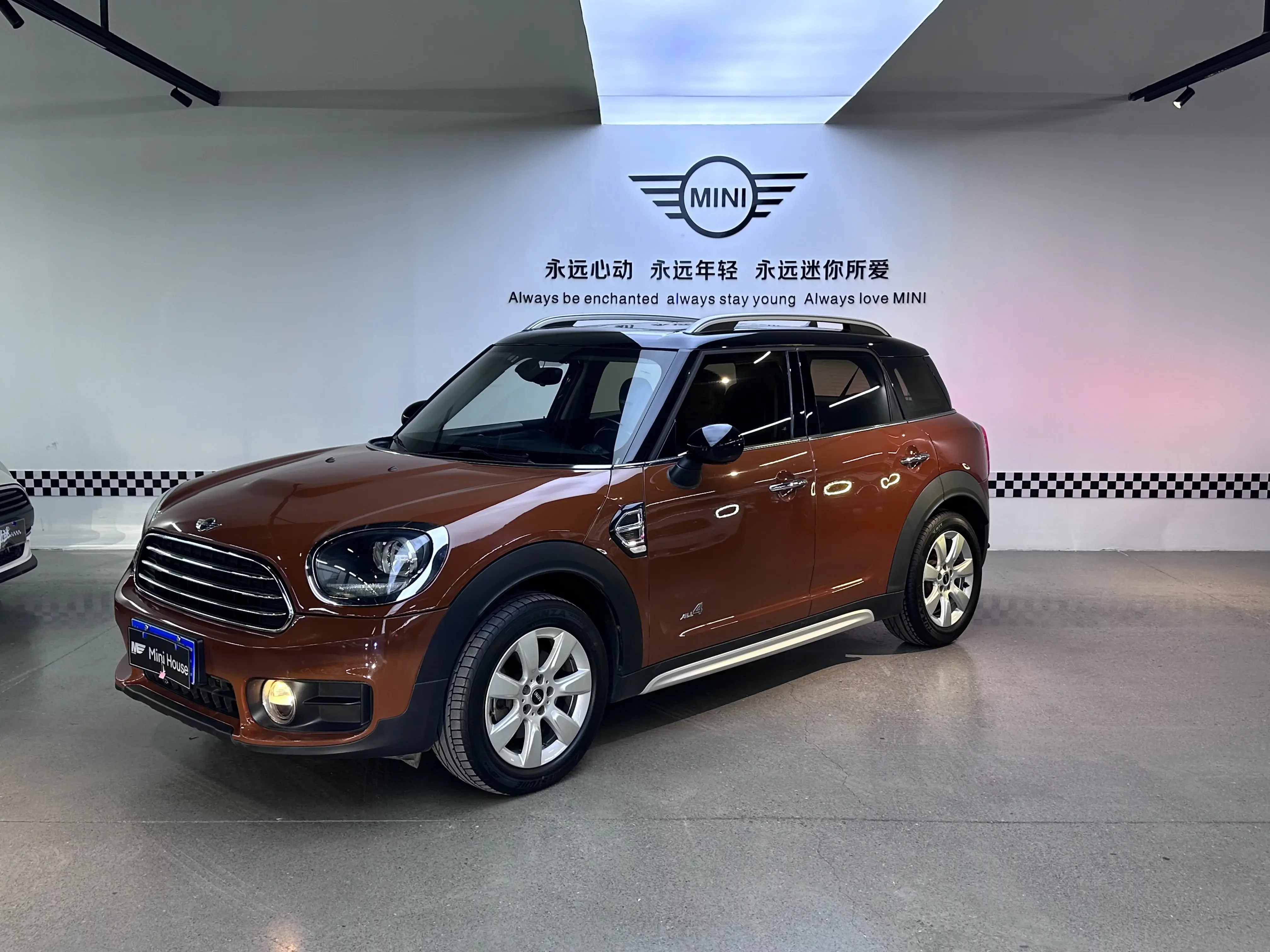MINI COUNTRYMAN