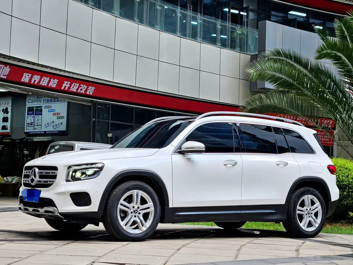 Mercedes-Benz GLB