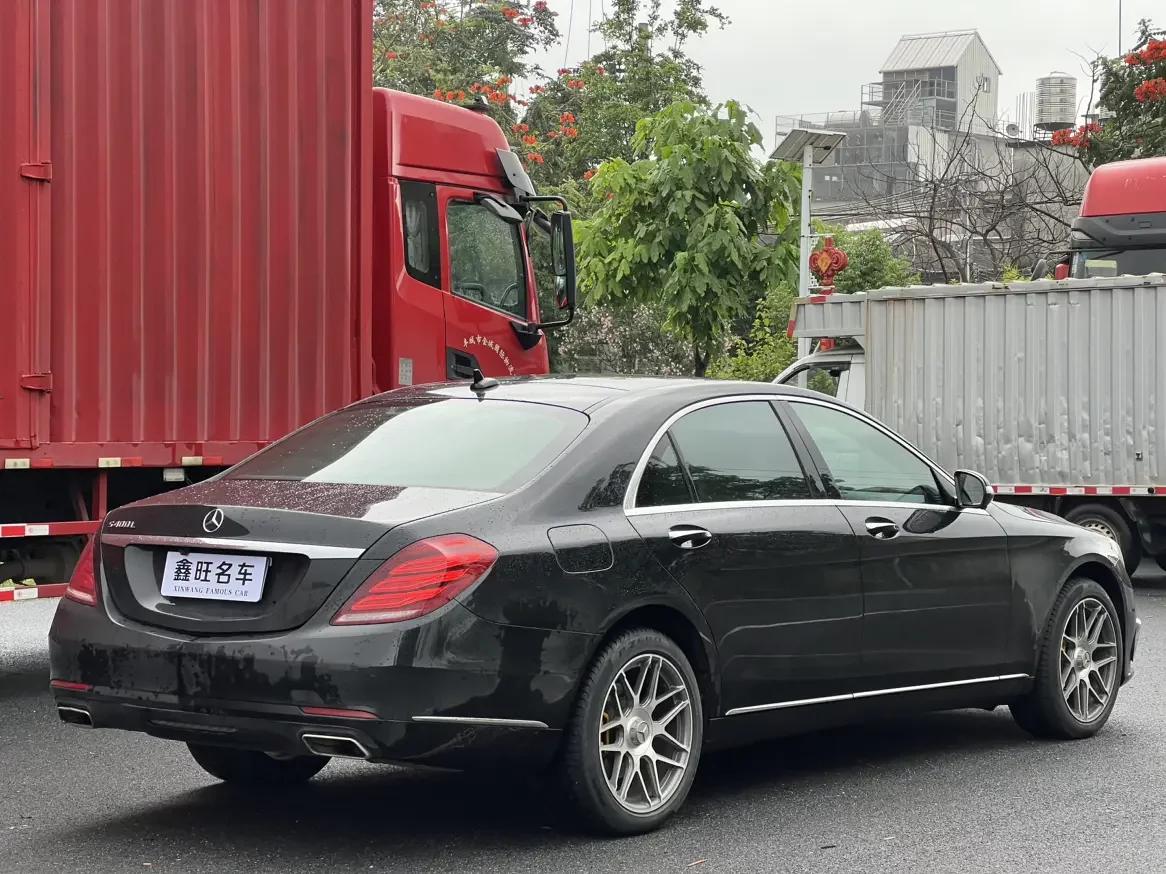 Mercedes-Benz S Class