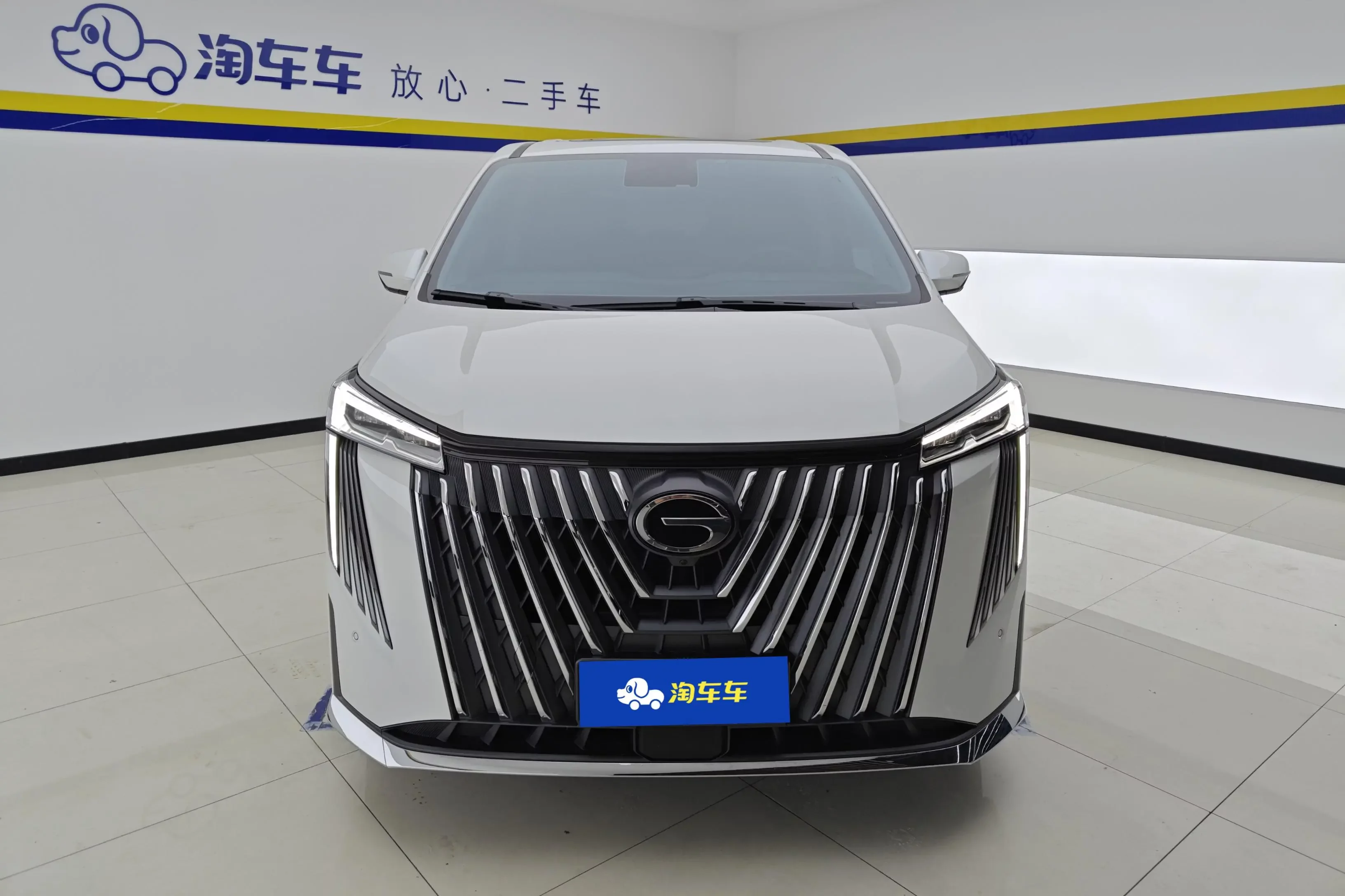 GAC Trumpchi M8