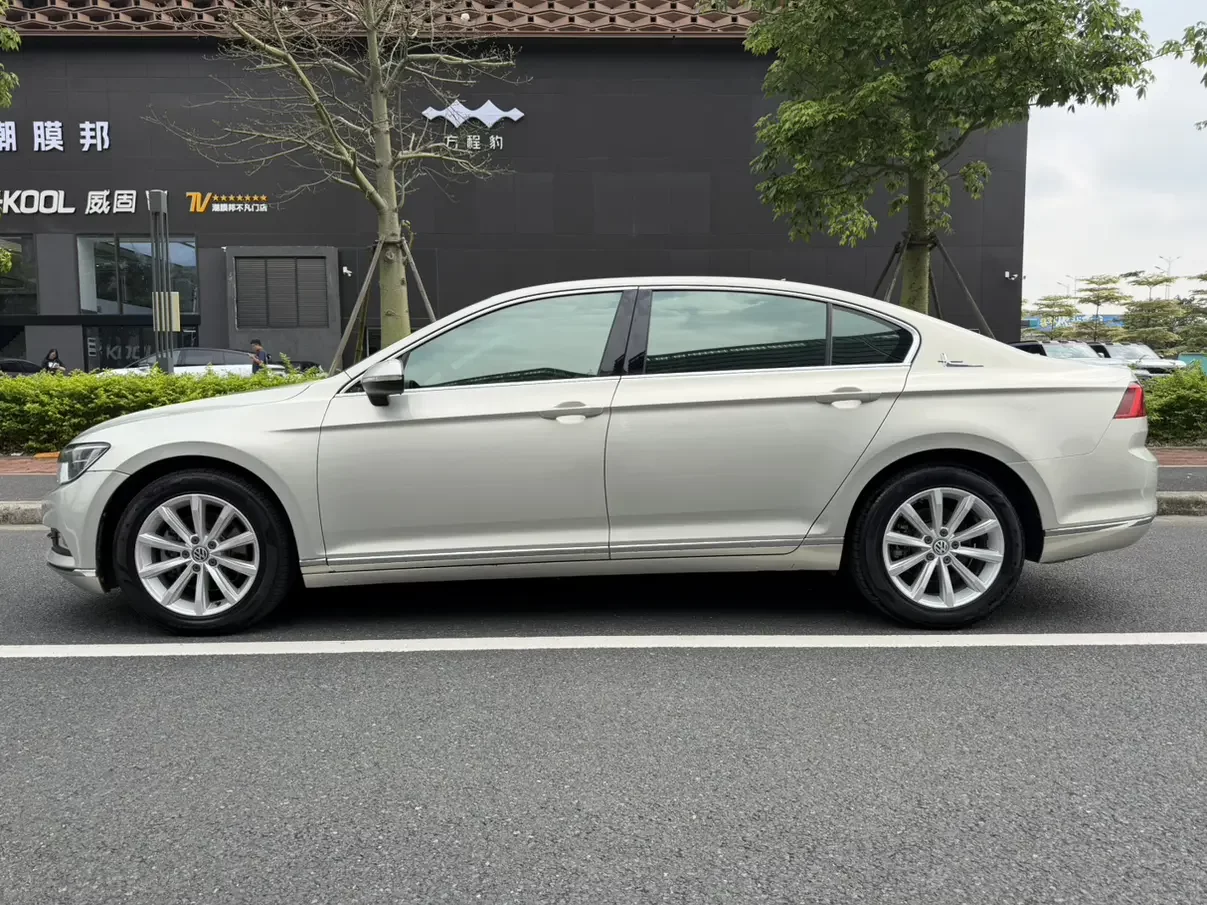 Volkswagen Magotan